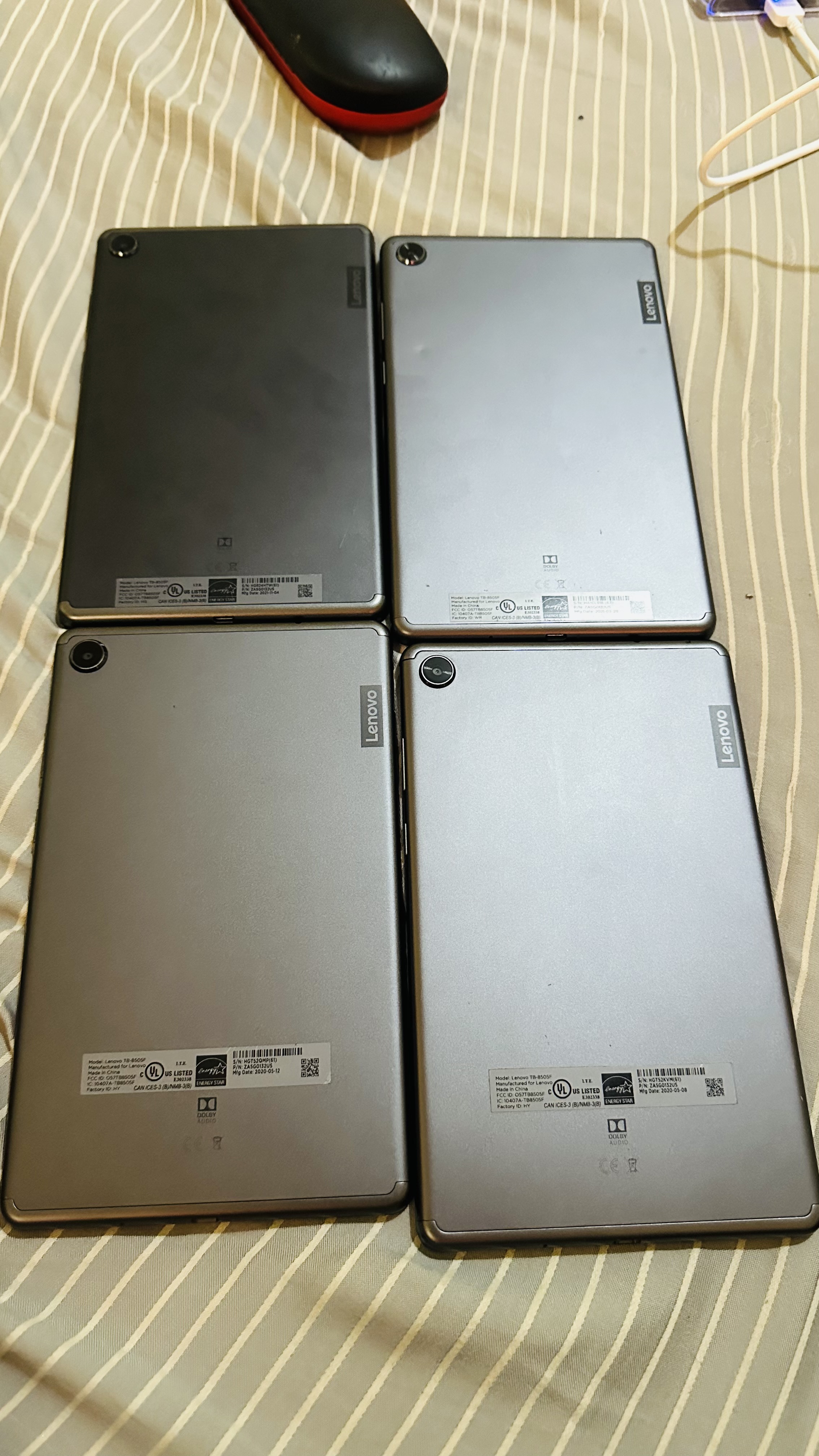 celulares y tabletas - TABLET LENOVO 8” WIFI 16GB COMO NUEVA