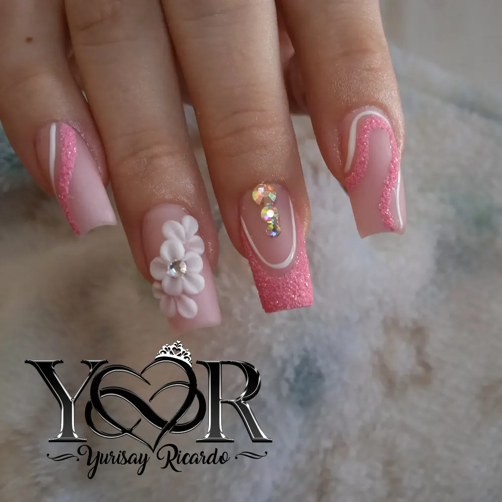 servicios profesionales - Manicurista profesional  4