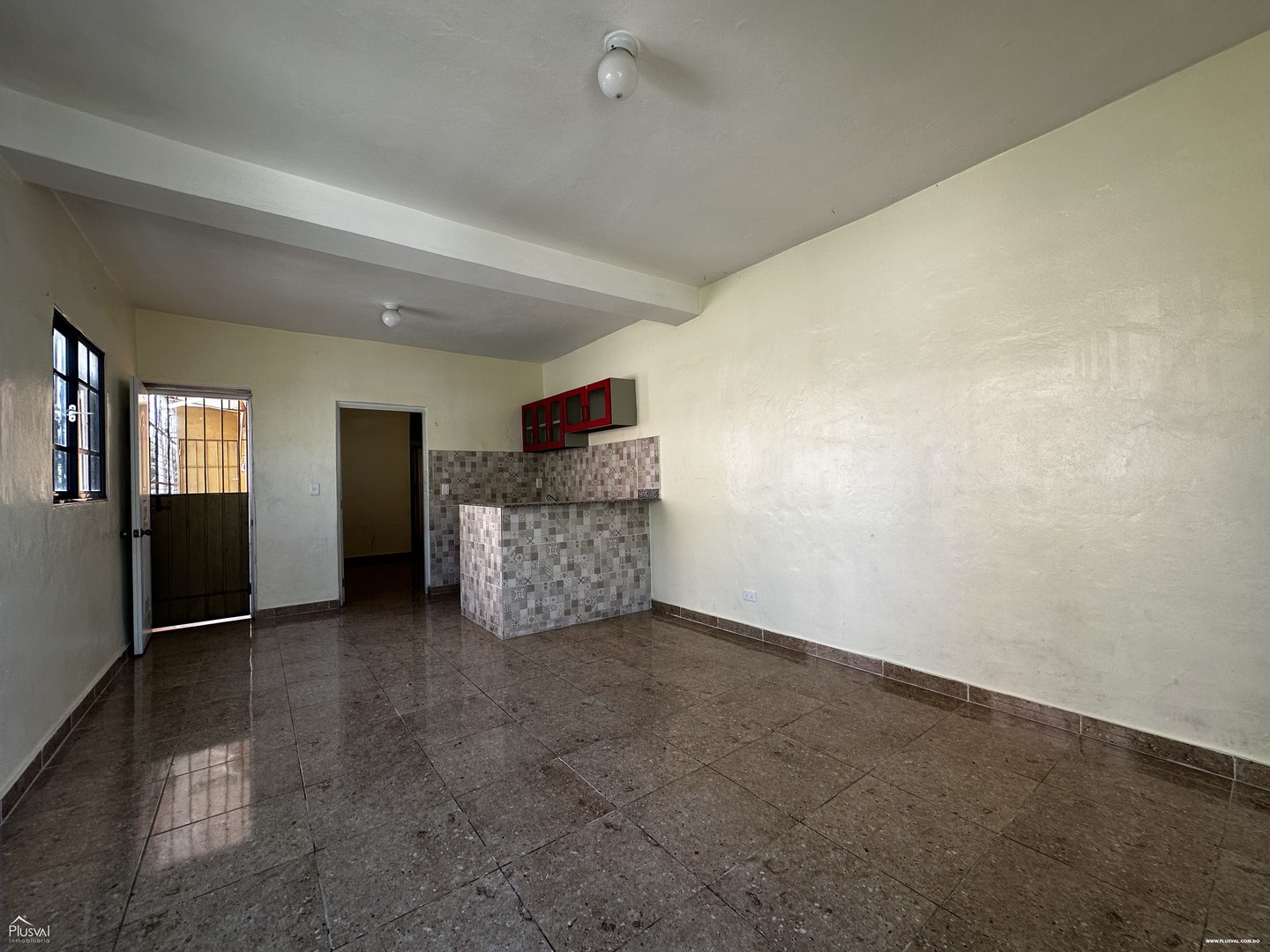 oficinas y locales comerciales - Edificio de uso mixto en Villa Consuelo  7