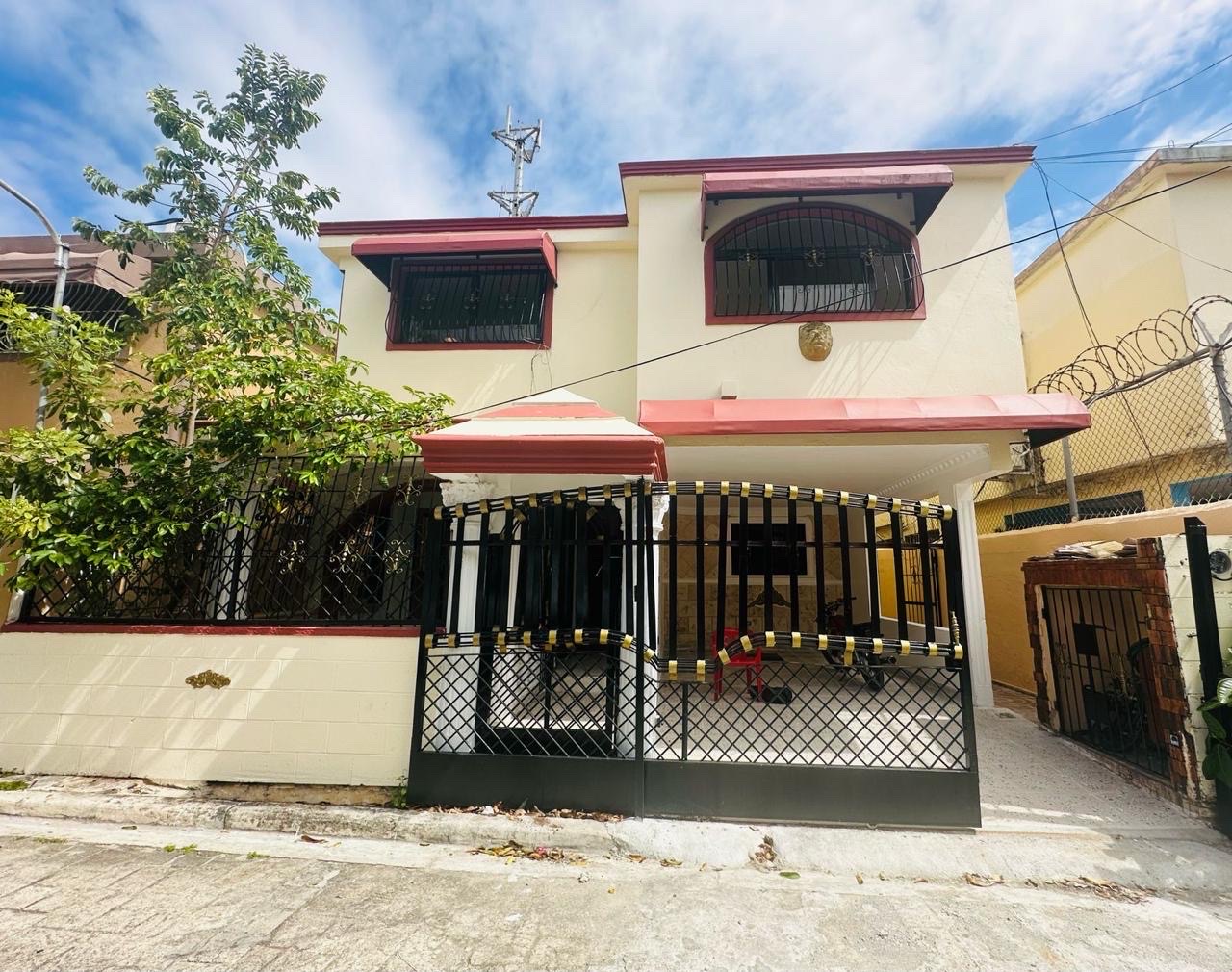 casas - vendo casa por motivo de viajes tienes todo sus papeles al día y su título 