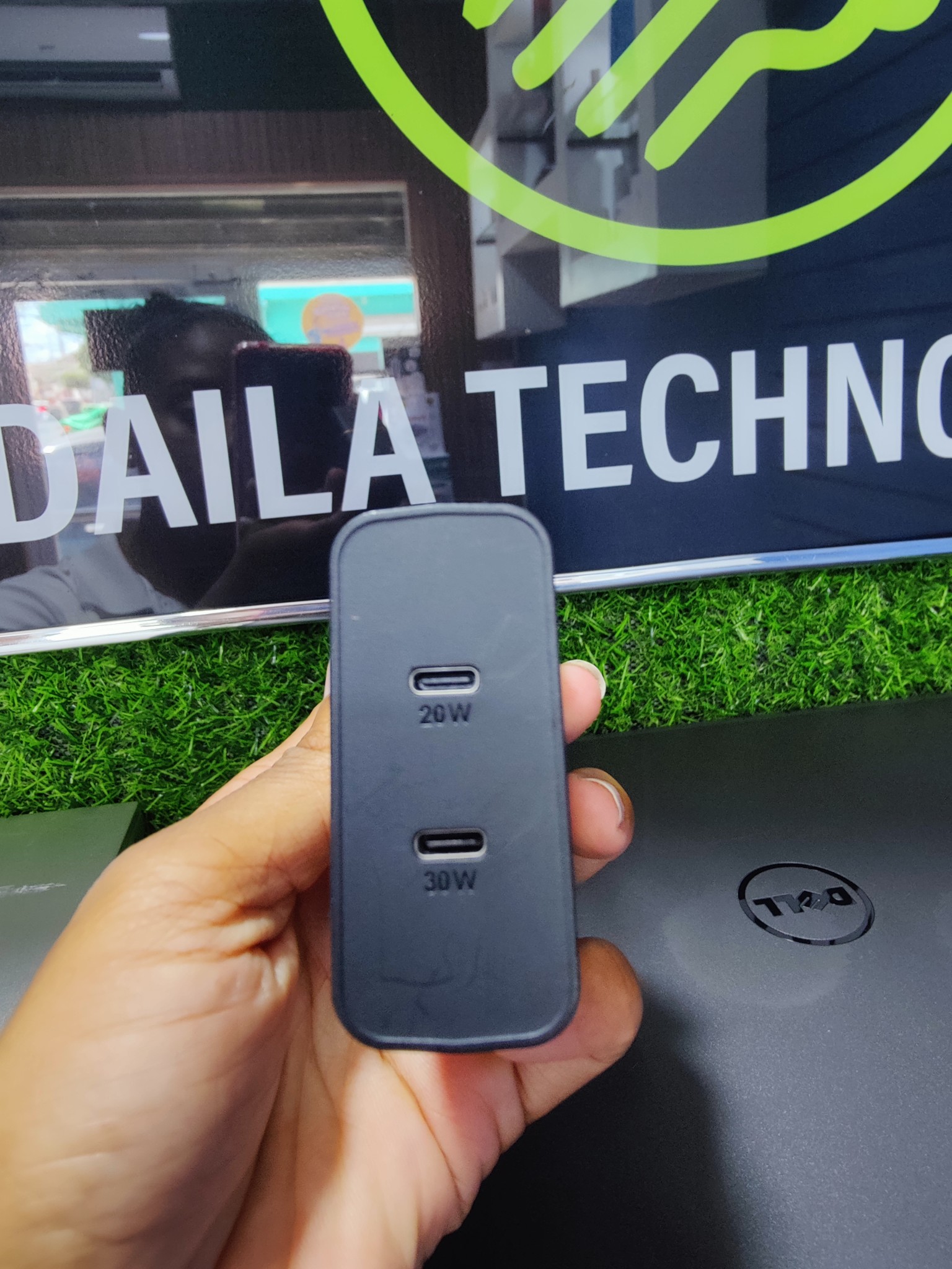 celulares y tabletas - Cabeza tipoc oterbox 0