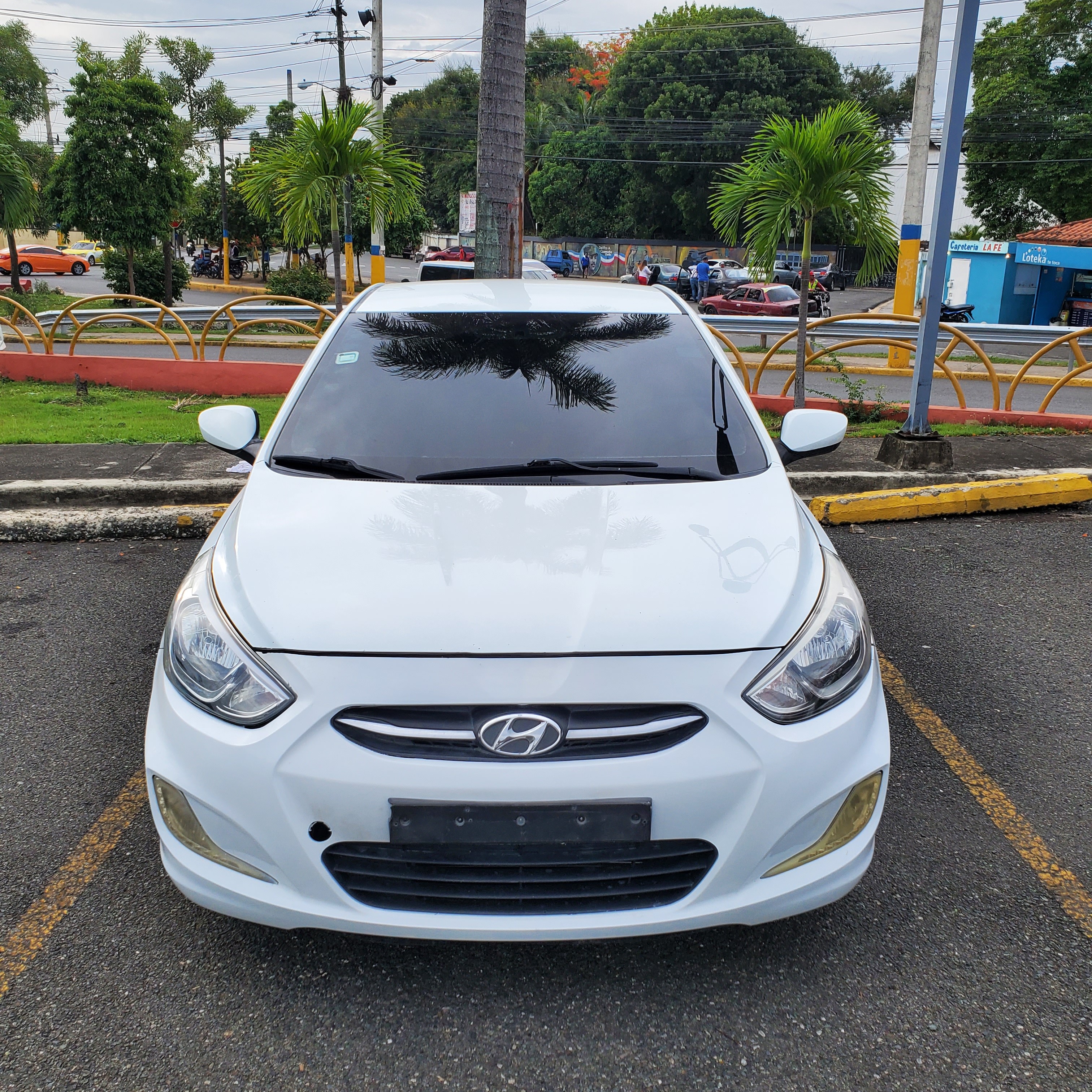 carros - Hyundai Accent 2015  0