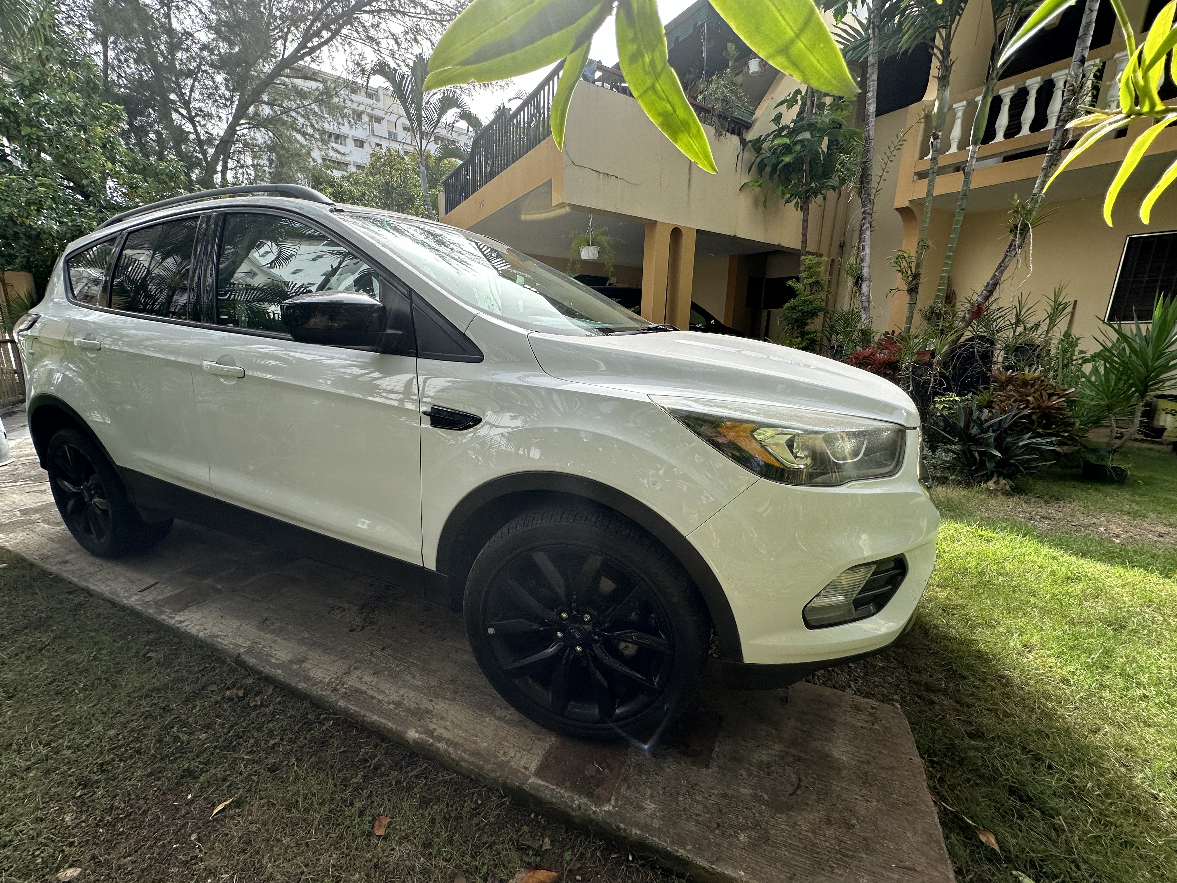 jeepetas y camionetas - FORD ESCAPE SE ECOBOOST 2018 4