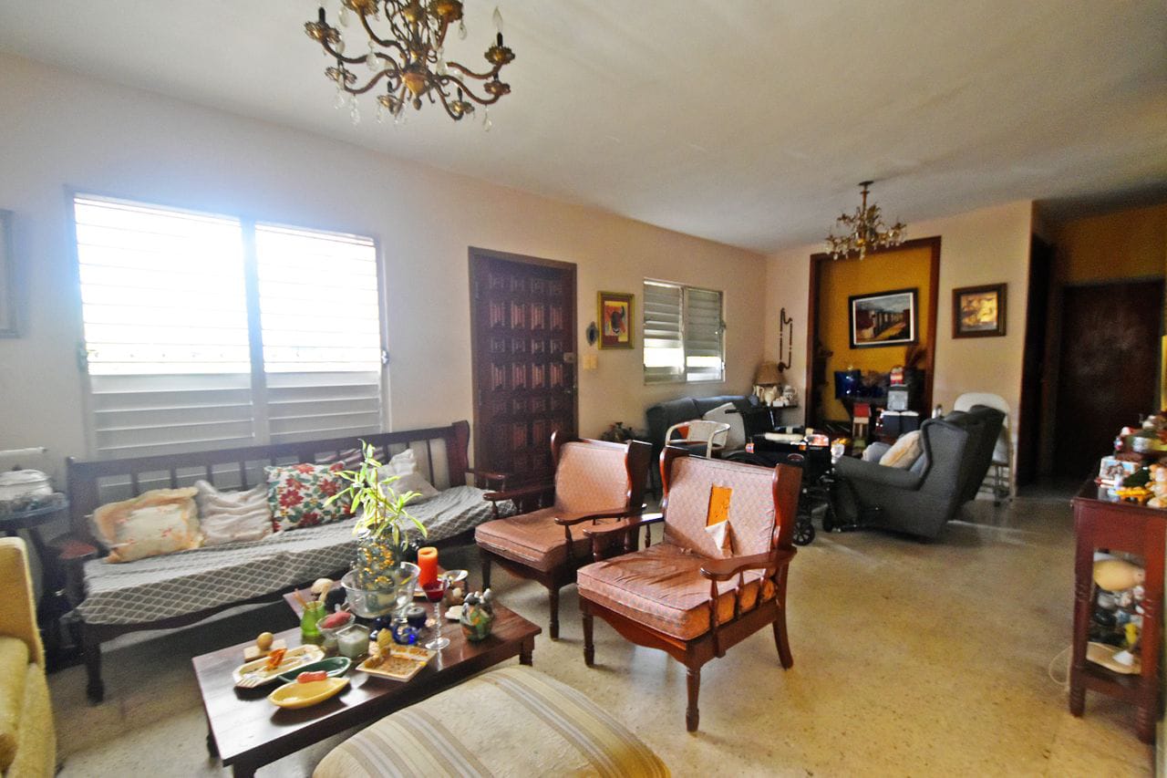 casas - VENDO CASA- SOLAR EN LOS PRADOS EN OPORTUNIDAD  0