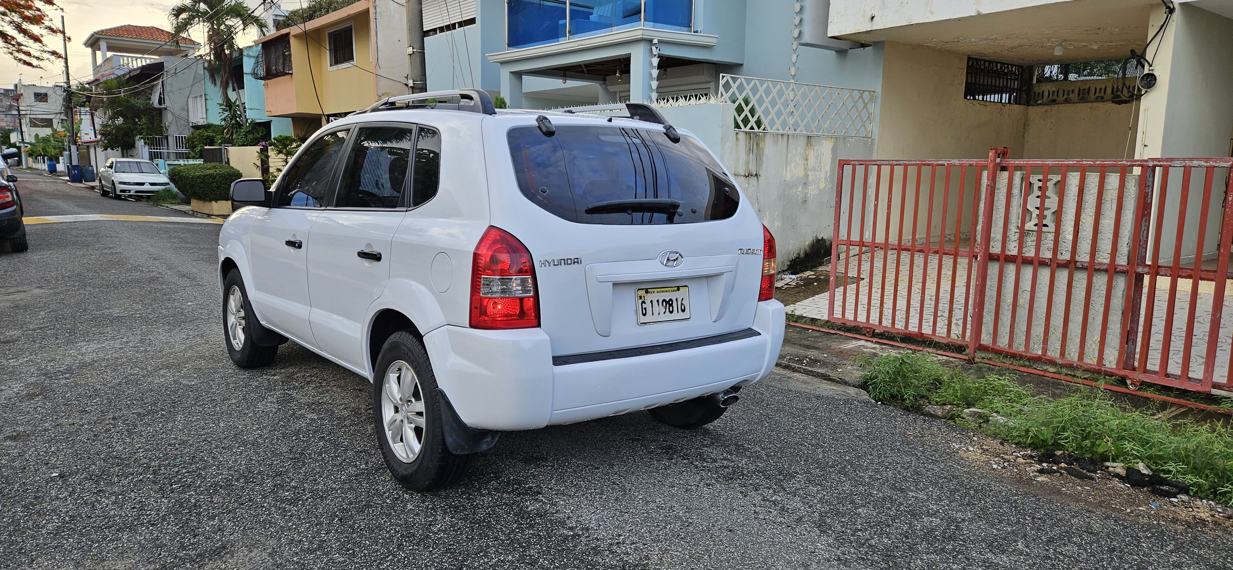 jeepetas y camionetas - hyundai Tucson 2010 doch 2