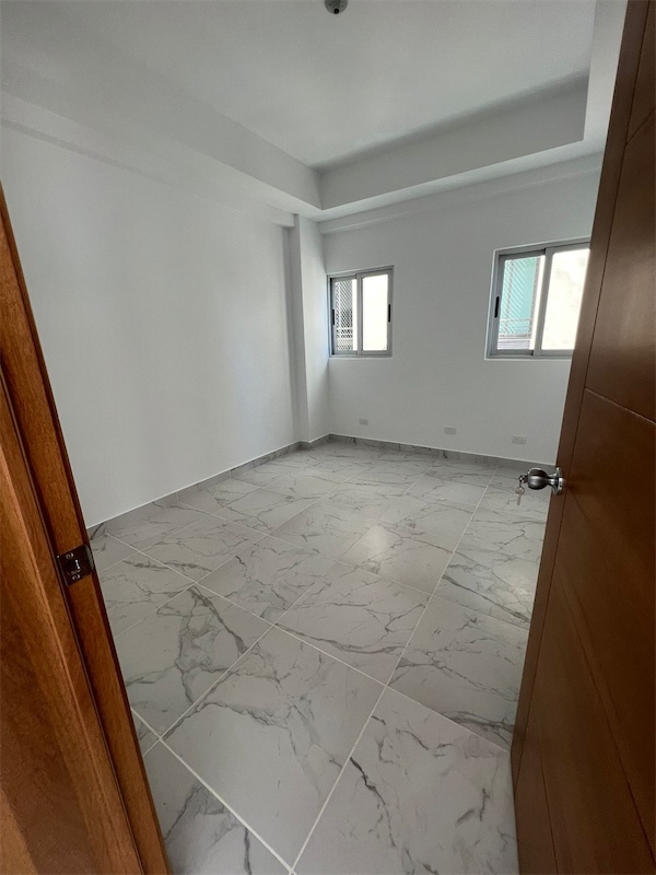 apartamentos - Venta de apartamento en el Distrito Nacional Evaristo Morales Santo Domingo 6