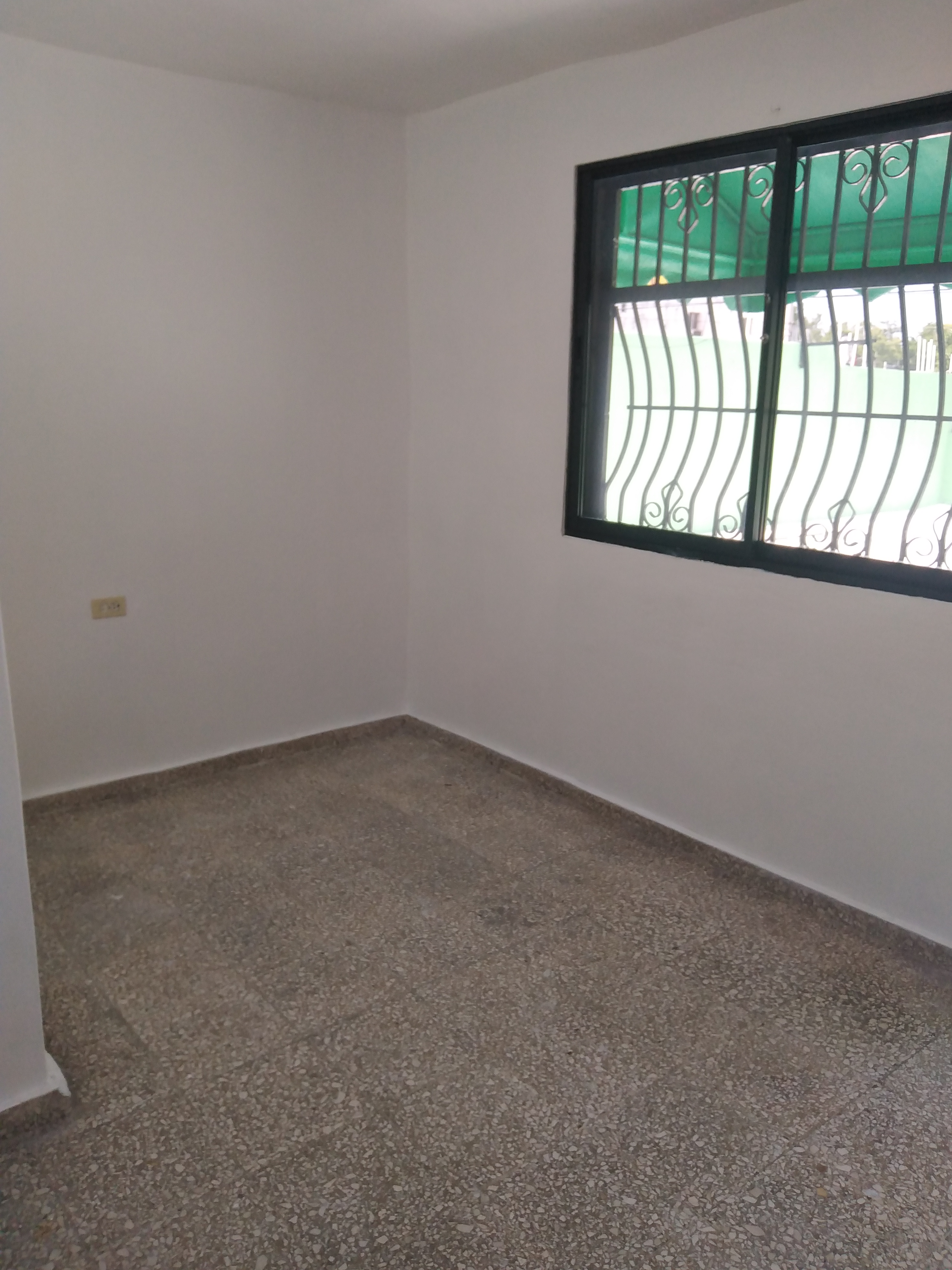 casas - 2do nivel en alquiler Trinitarios 2 0