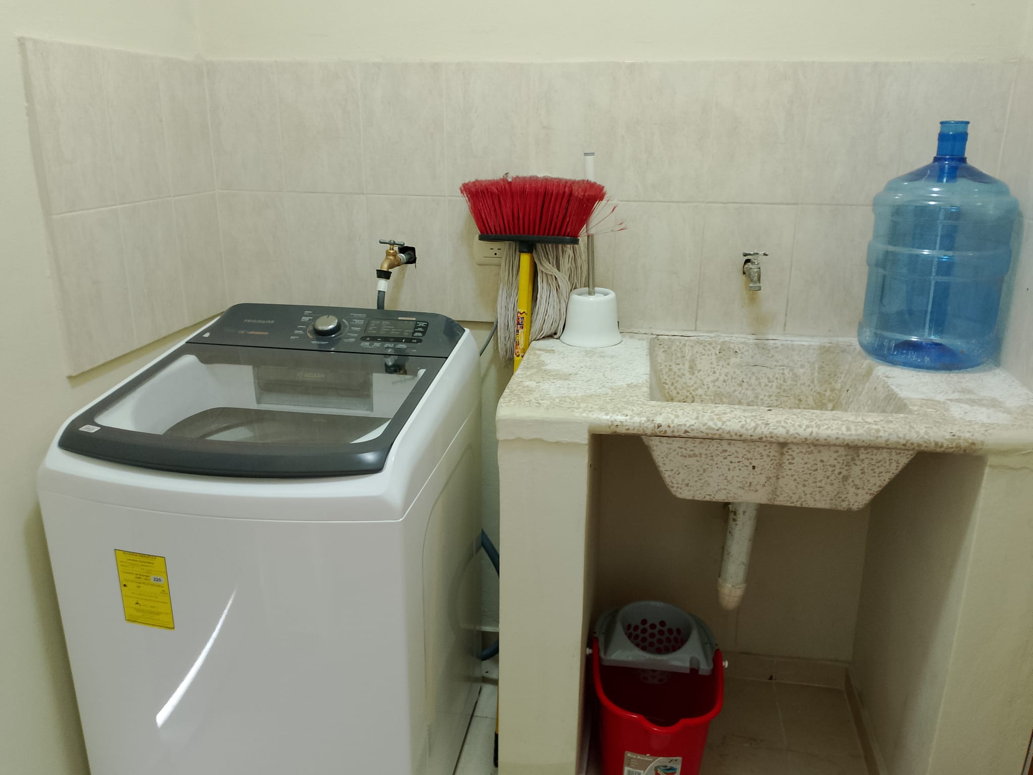 apartamentos - Se Alquila Mueblado  5