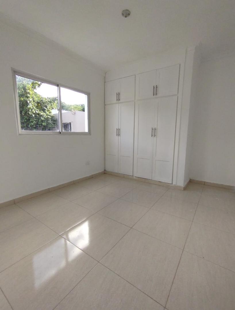 apartamentos - Apto alquiler en Residencial Carmen María - dentras de la embajada Americana  3