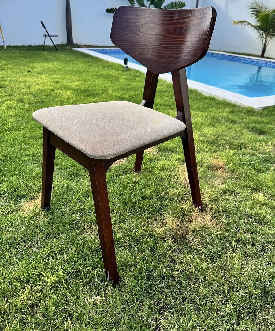 muebles y colchones - Se venden 6 Sillas de Ilumel en RD$4,000 c/u