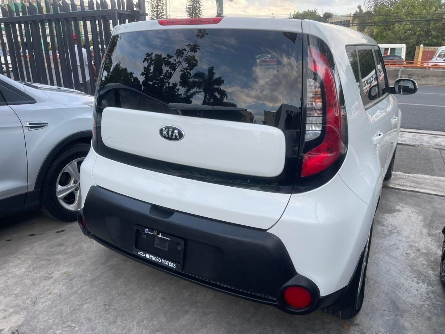 jeepetas y camionetas - KIA SOUL 2016 4