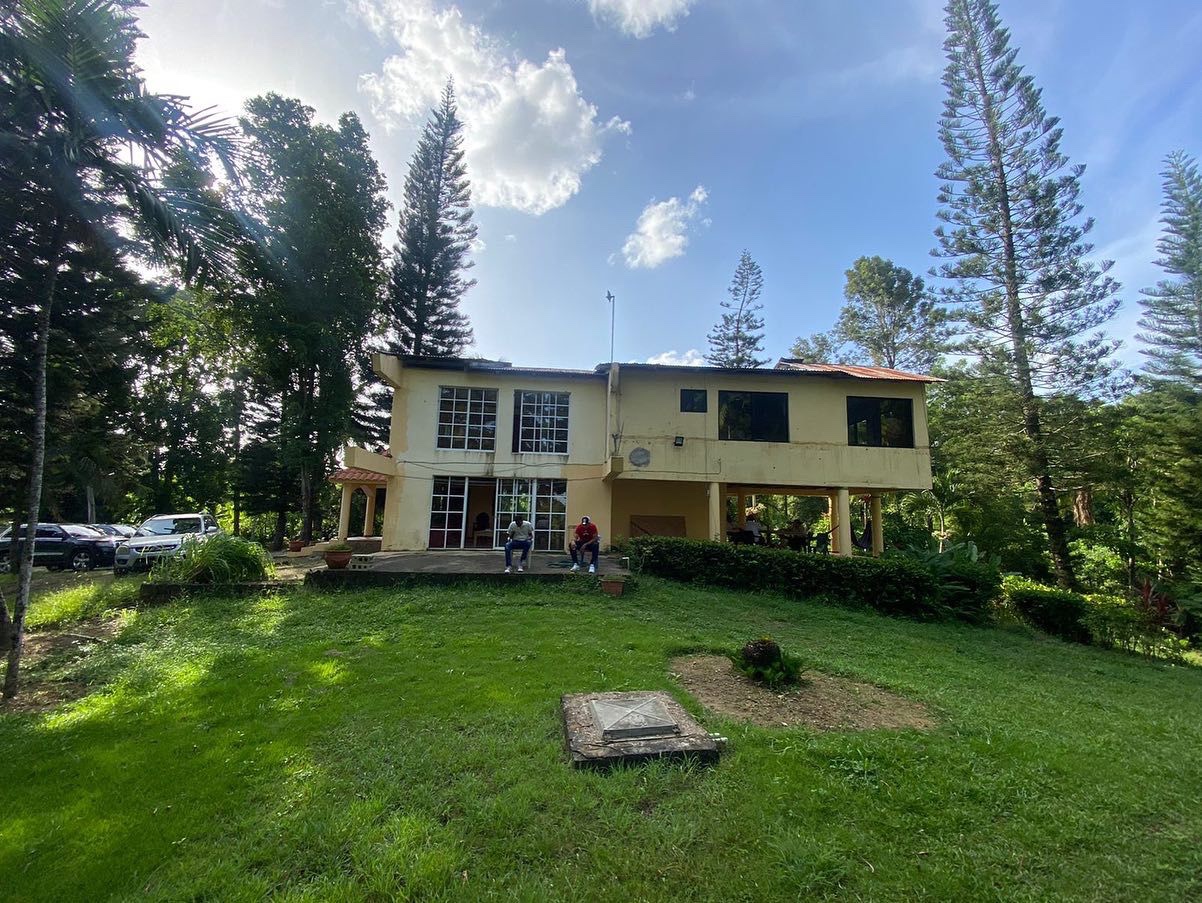 casas vacacionales y villas - Vendo finca! Oportunidad En moca, provincia espaillat.De 14845mts 3