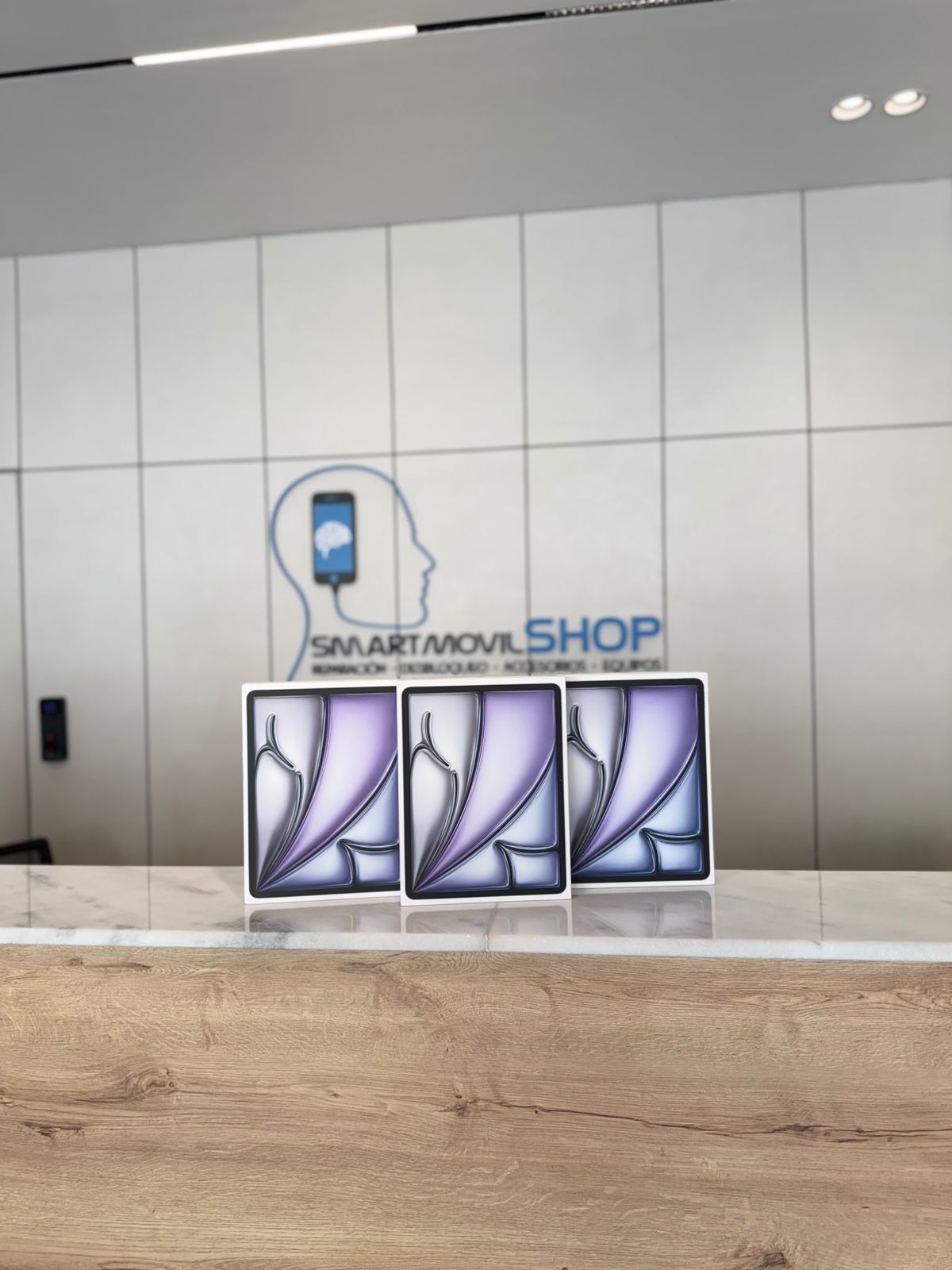 computadoras y laptops - IPAD AIR M2 13 INCH 128GB OFERTA DE NAVIDAD! 0