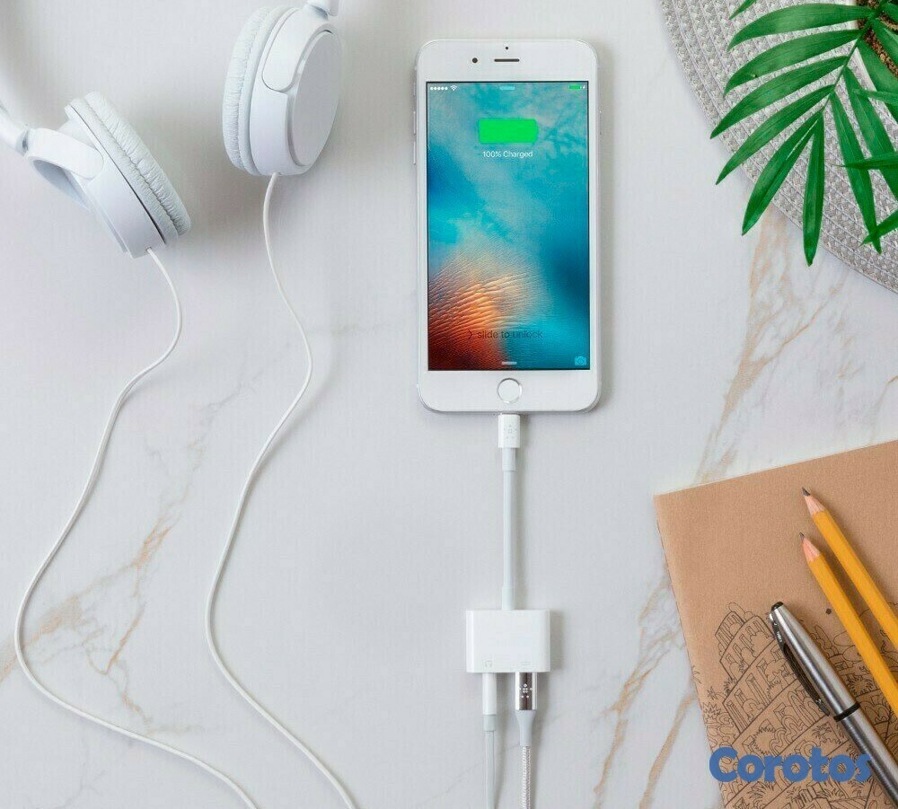 accesorios para electronica - Adaptador de audio y carga para iphone  2