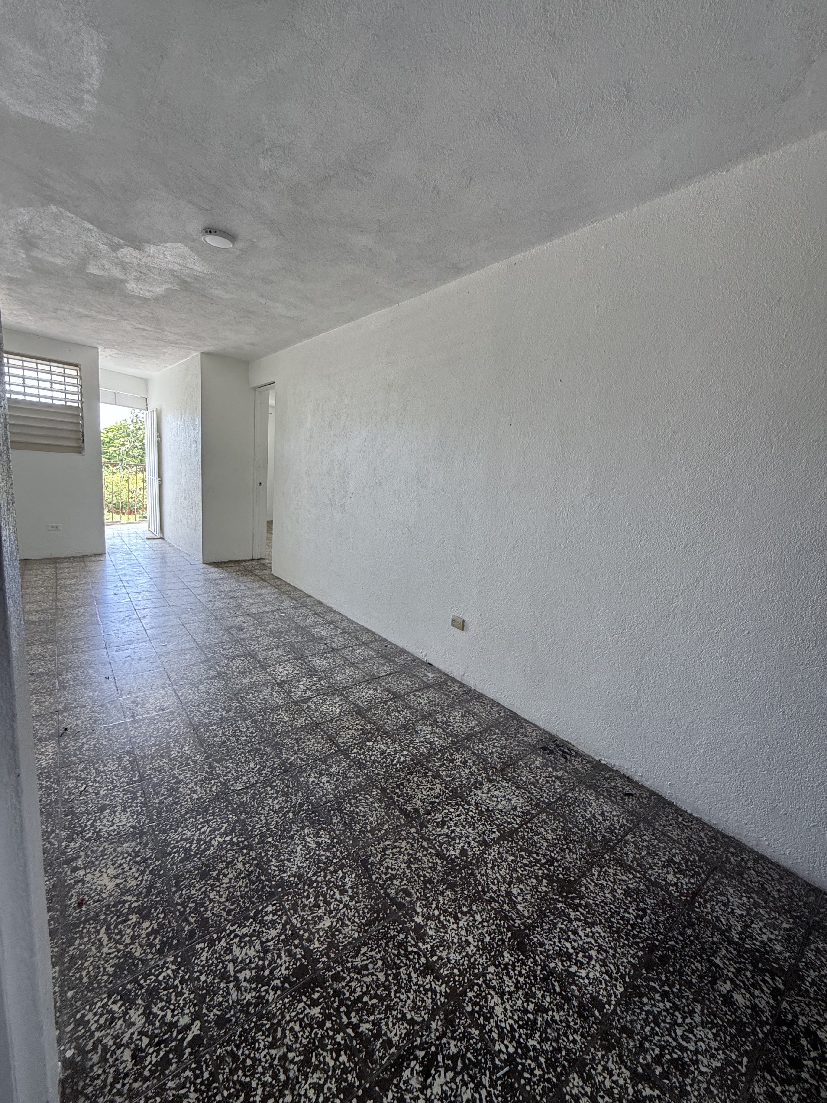 apartamentos - apto de 3 han. en Los Rios  9