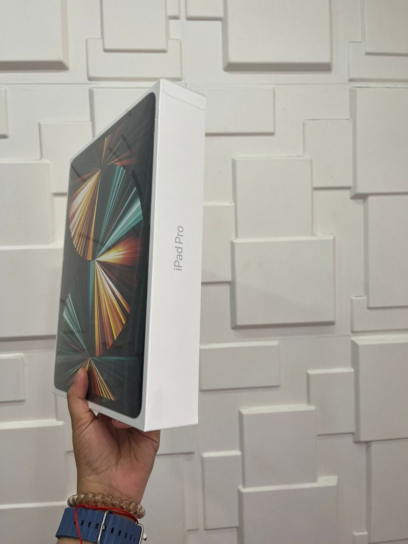 celulares y tabletas - iPad Pro 5th Generacion Chip M1 256gb 12.9" SELLADA  1