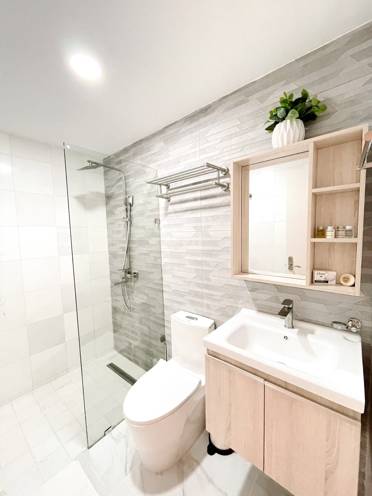 apartamentos - Alquiler apartamento amueblado 1 hb en Piantini DN 6