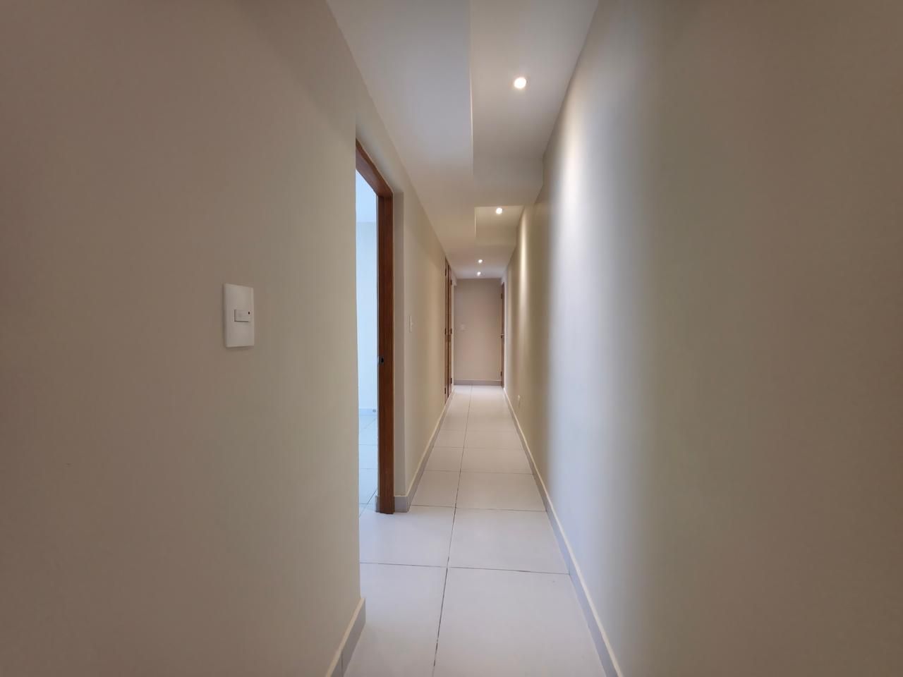 apartamentos - Apartamento en Naco con línea blanca  4