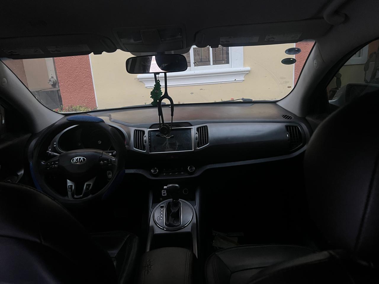 jeepetas y camionetas - Vendo Kia Sportage LX 2013  8