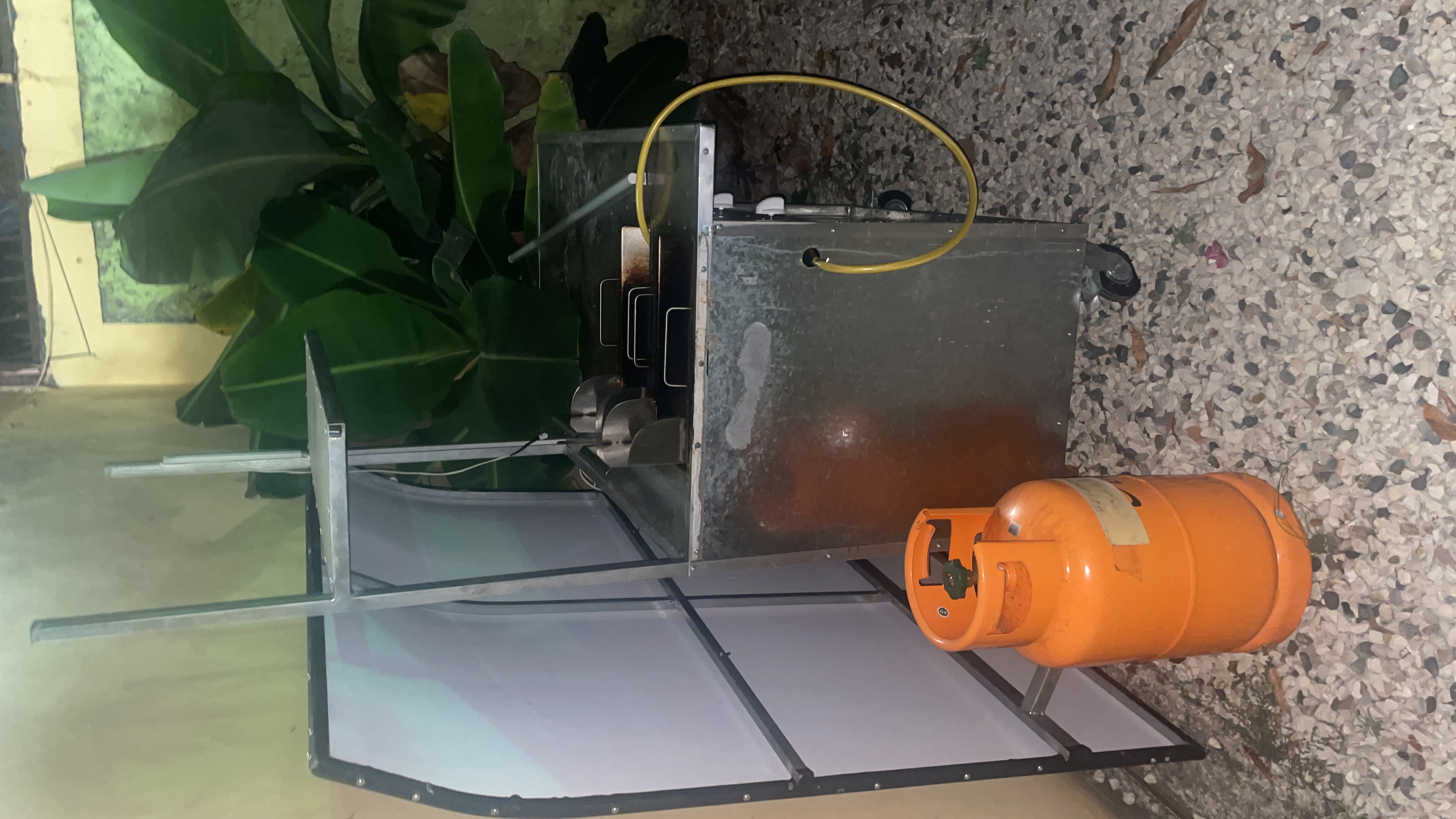 equipos profesionales - Carrito para empanadas y frituras y frezzer 3