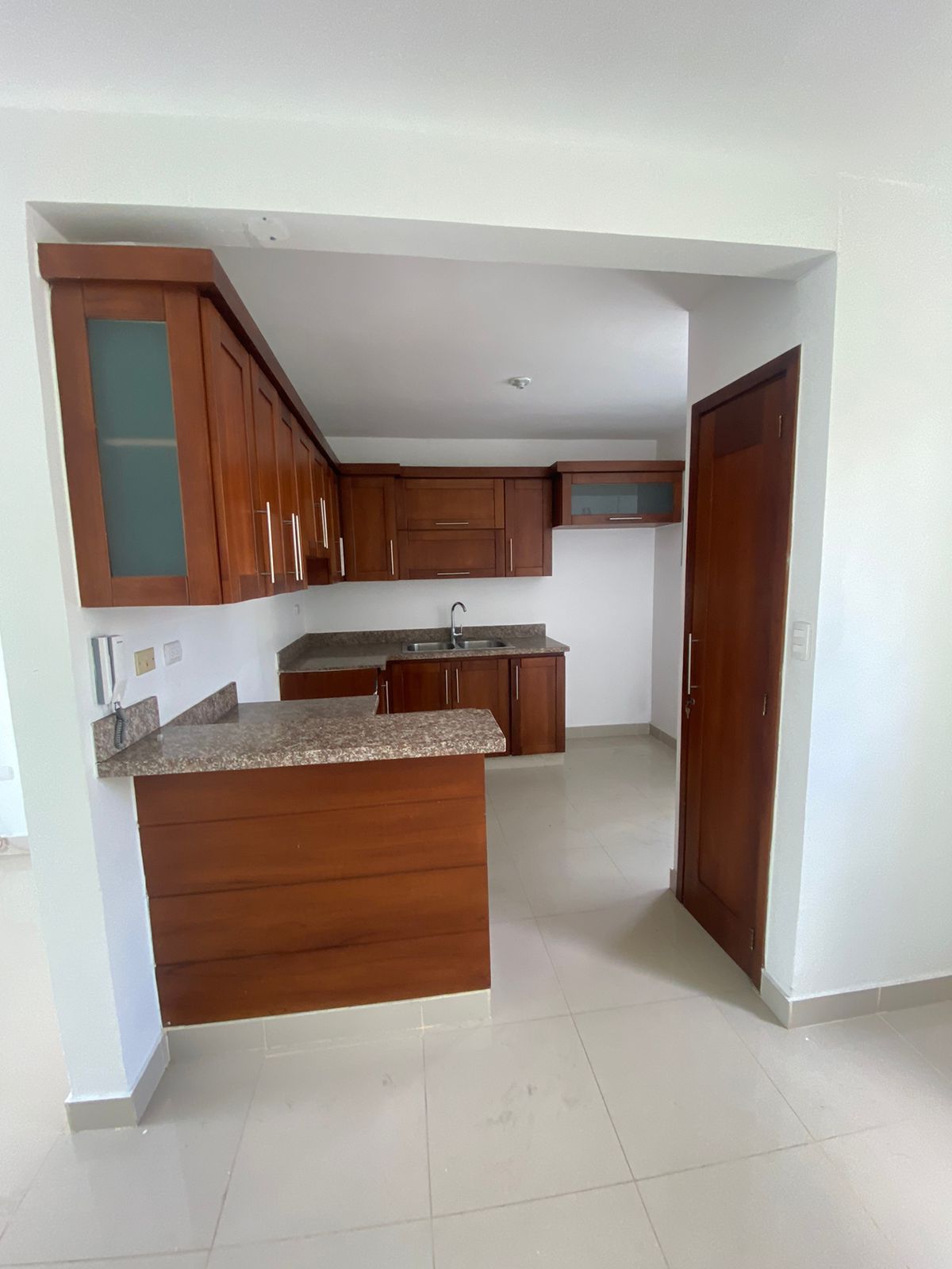 apartamentos - Apartamento 4to Nivel en Gurabo, Proyecto Cerrado 5