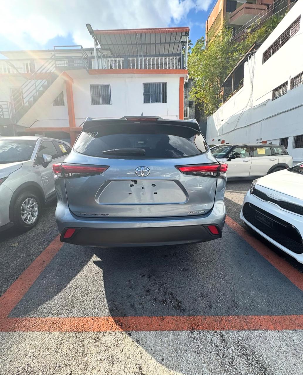 jeepetas y camionetas - Toyota Highlander 2022 8