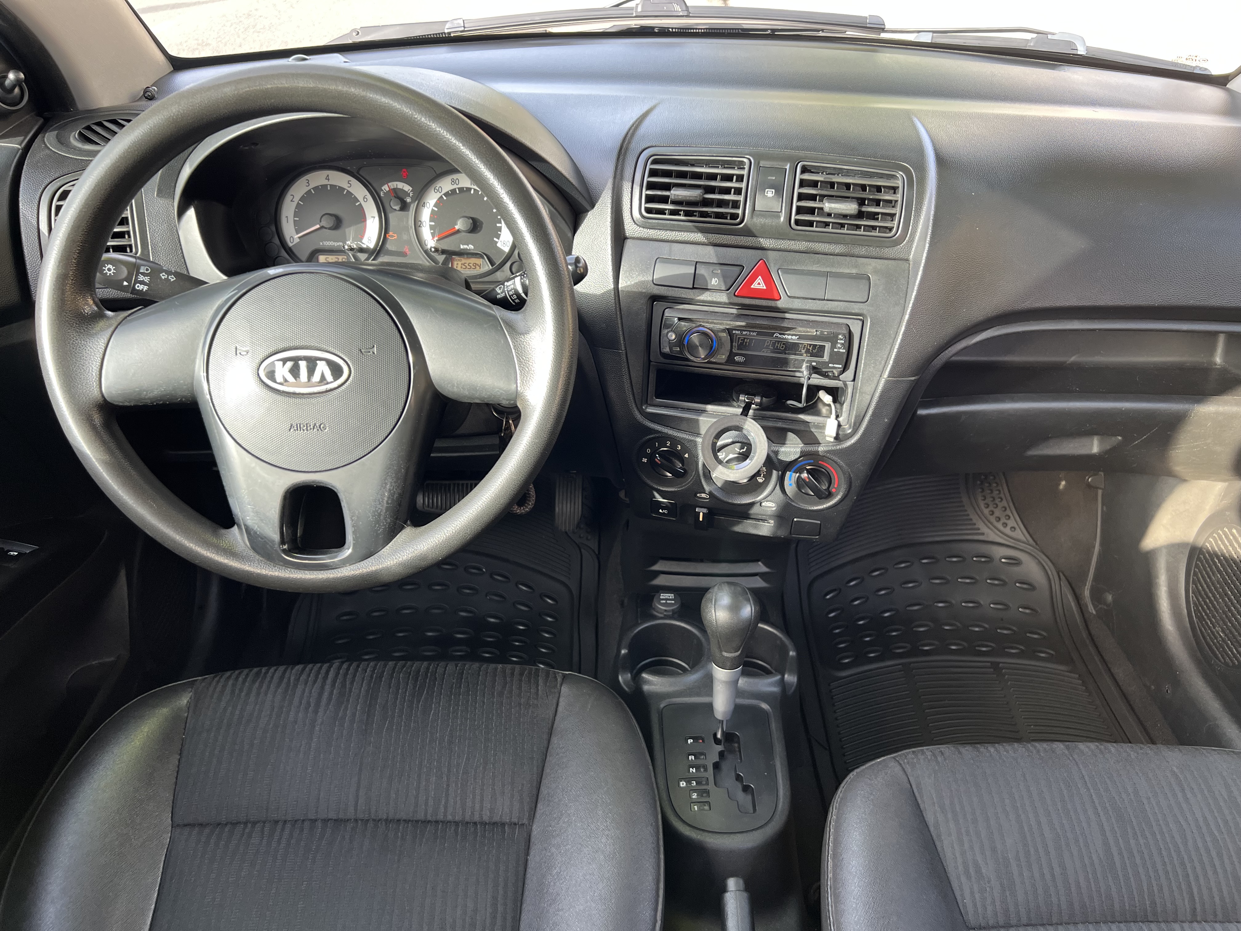 carros - Kia picanto 2011 bien cuidado  4