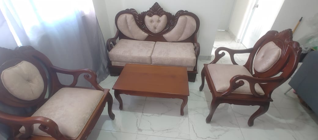 muebles y colchones - Muebles usados en Caoba 2