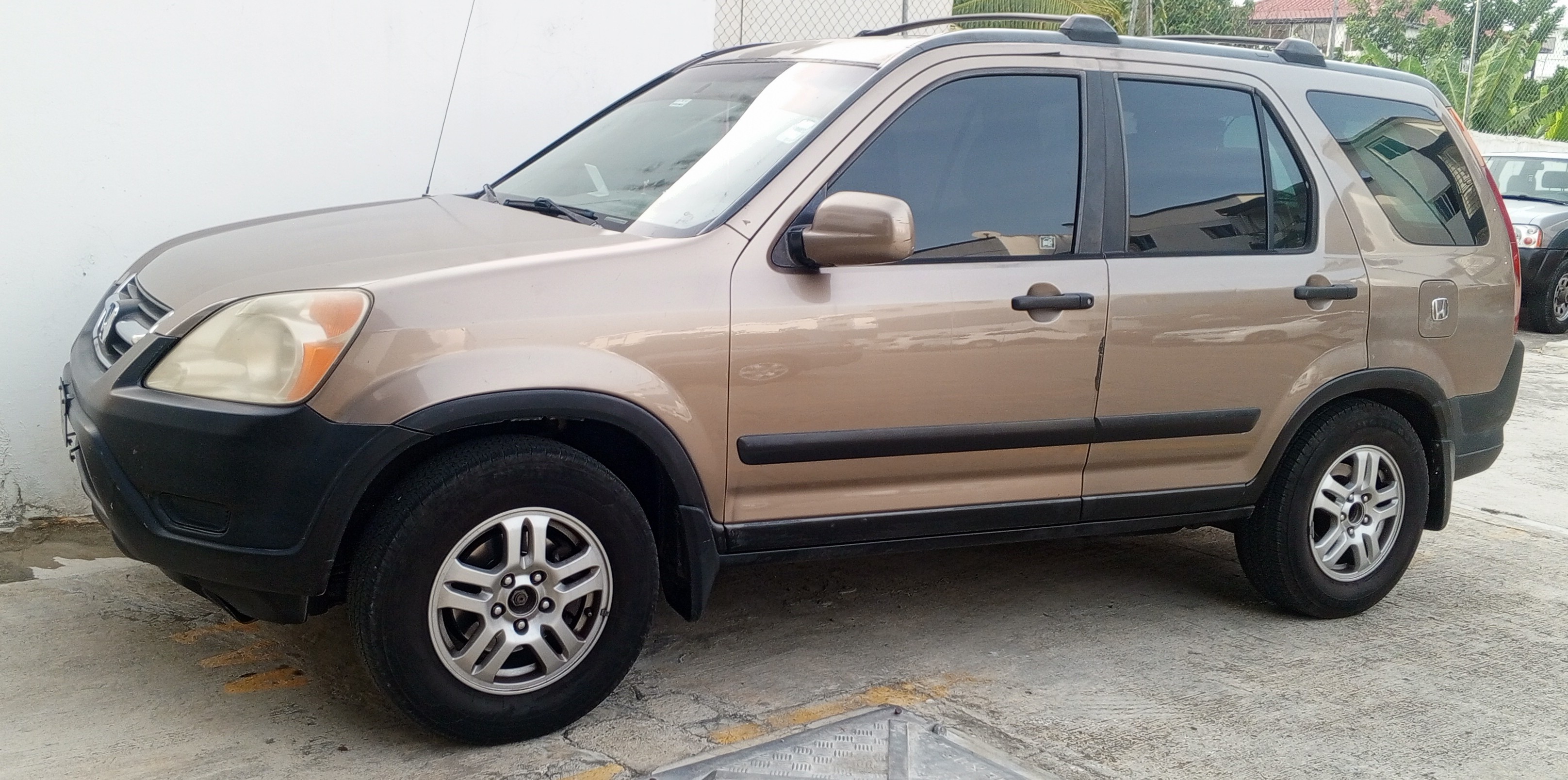 jeepetas y camionetas - De oportunidad por cuestión de espacio 3