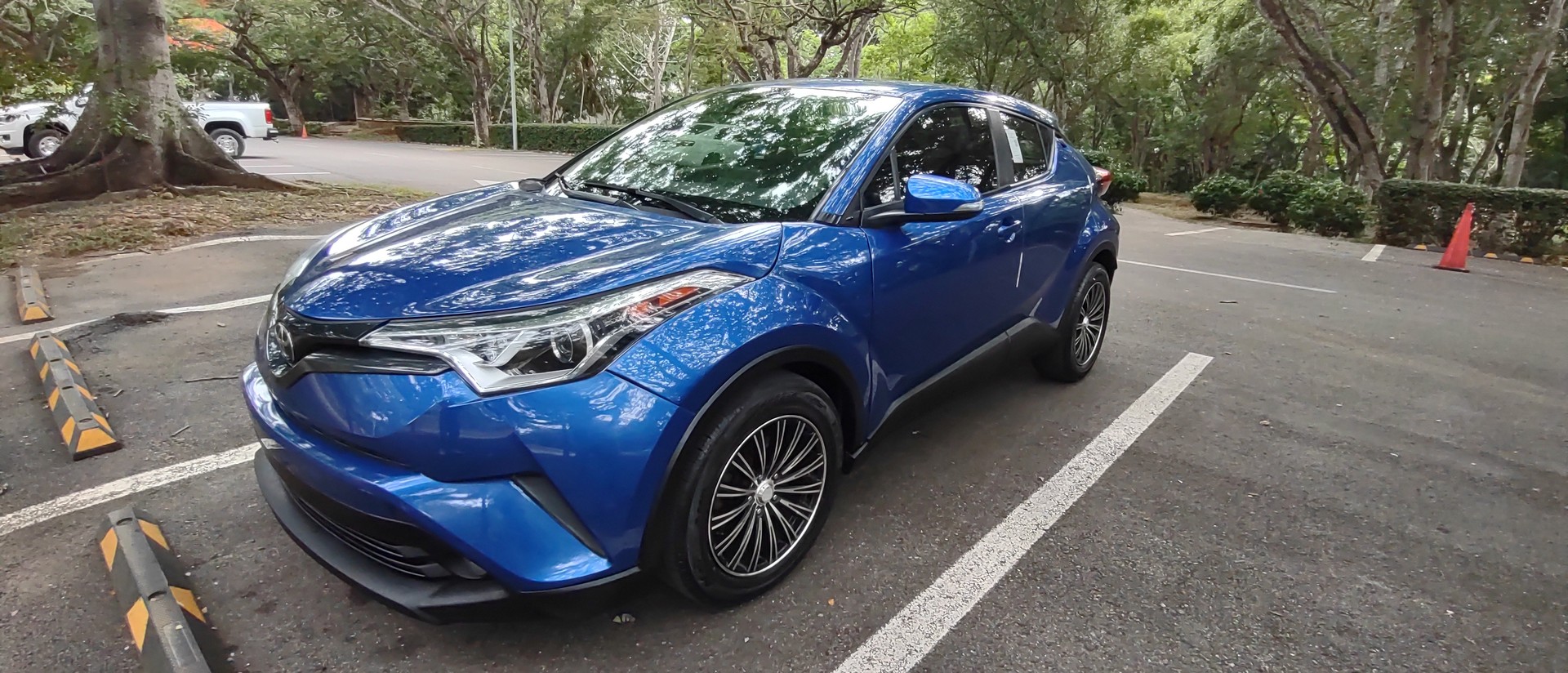 carros - 2019 Toyota CHR Sport 1