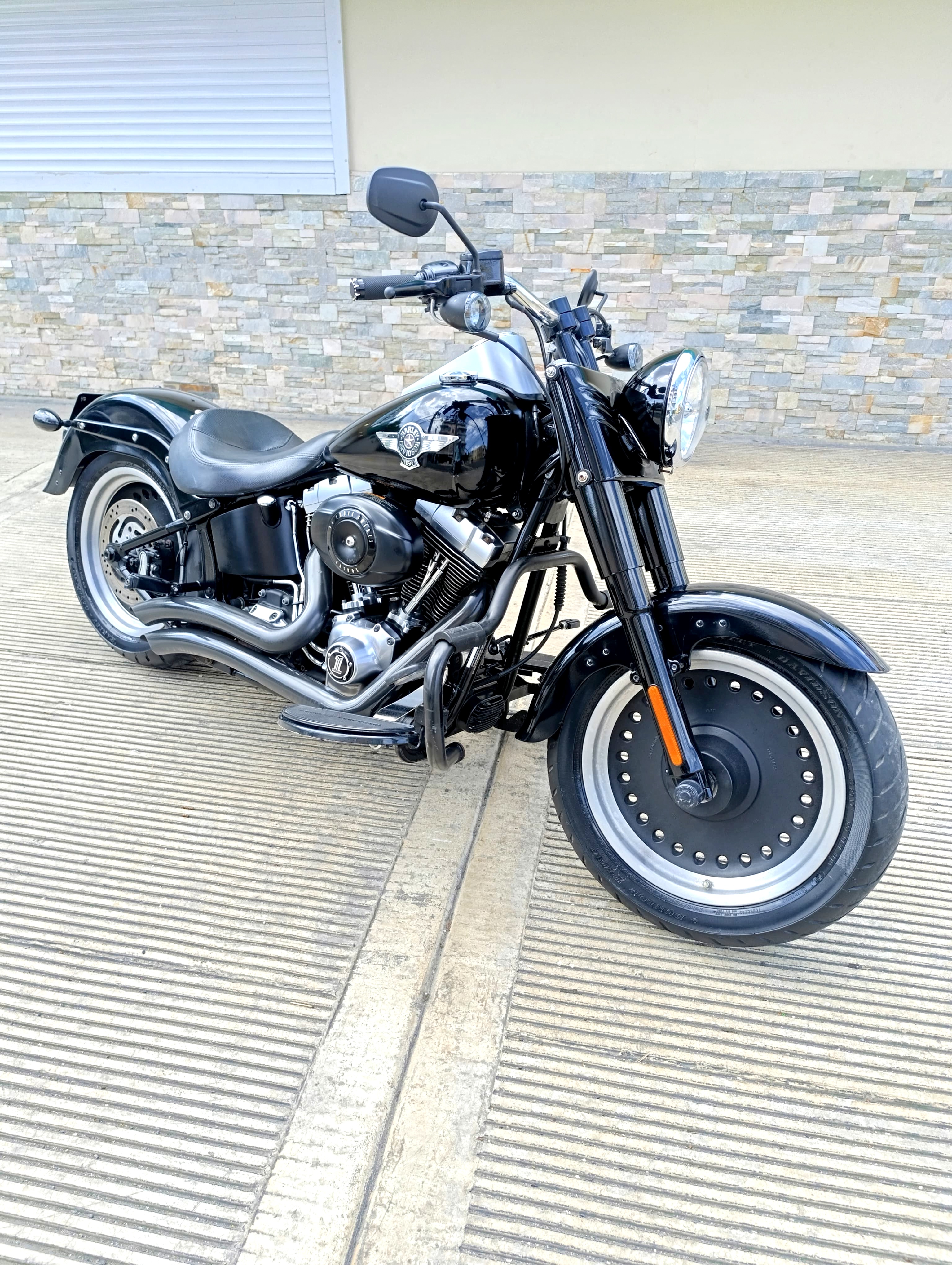 motores y pasolas - Harley Davidson Fatboy Lo 2010 2