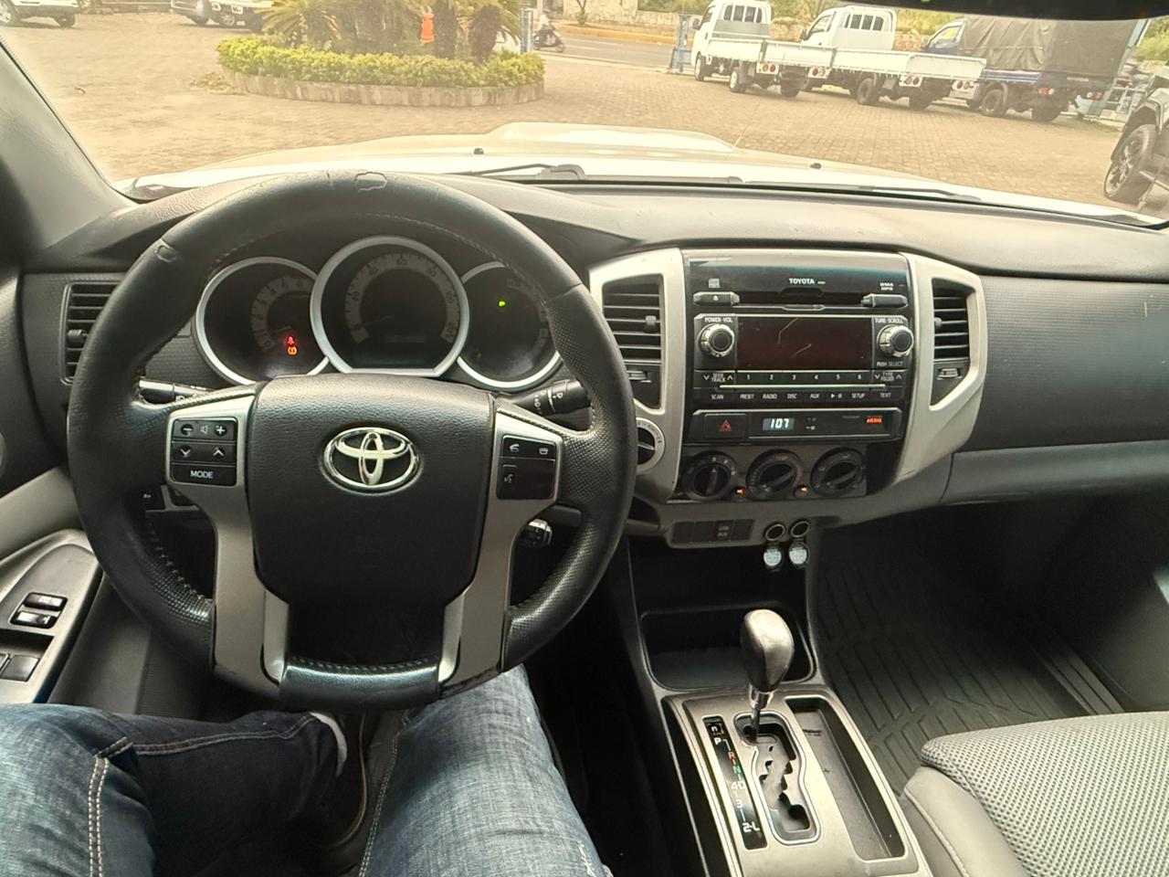 jeepetas y camionetas - Toyota tacoma 2012 6