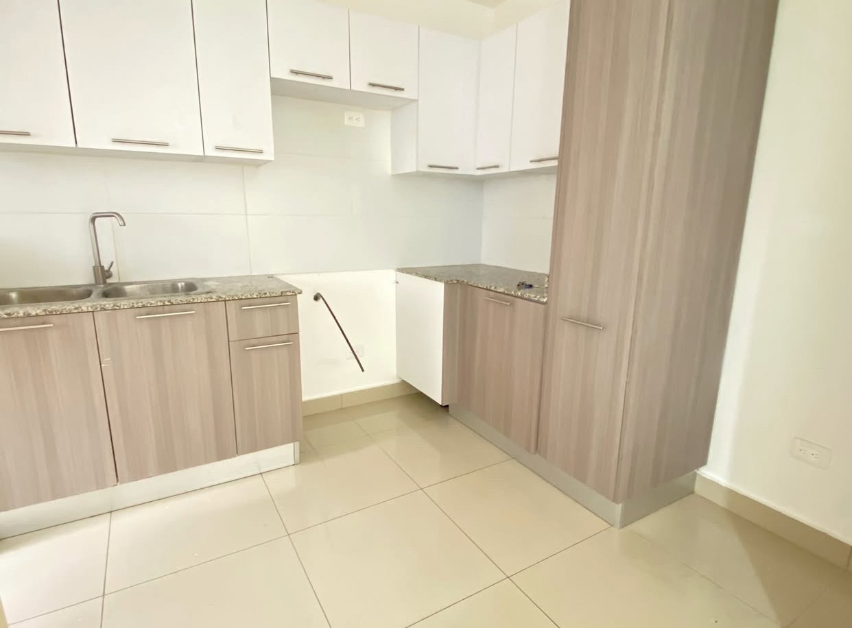 apartamentos - ALQUILO APT EN COLINA DEL ARROYO 2  8