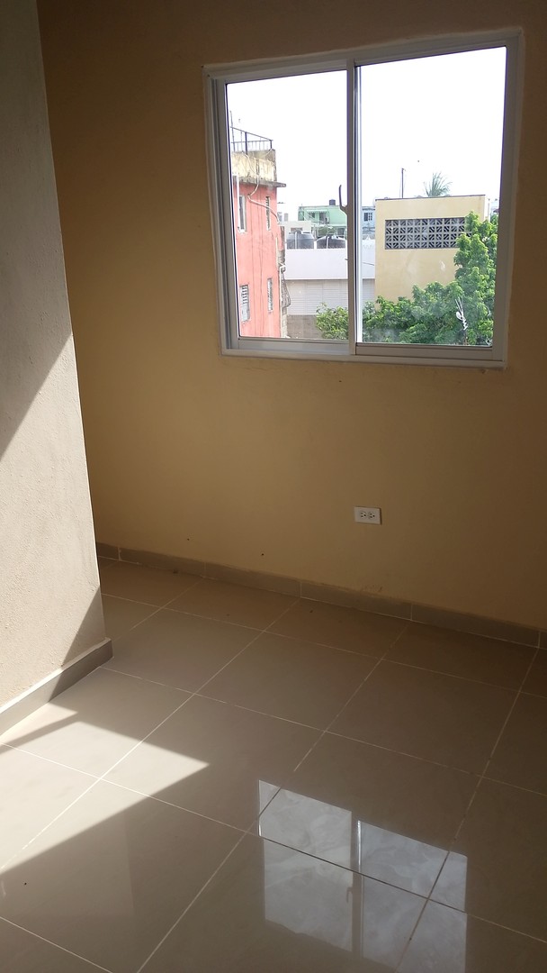 casas - Se Alquila casa en una segunda. 9