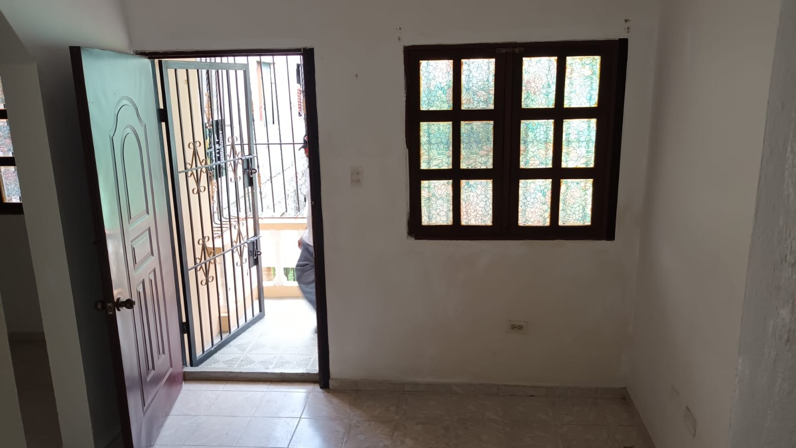 casas - 2 Casas al precio de 1! (1er y 2do piso). NEGOCIABLE Tasada