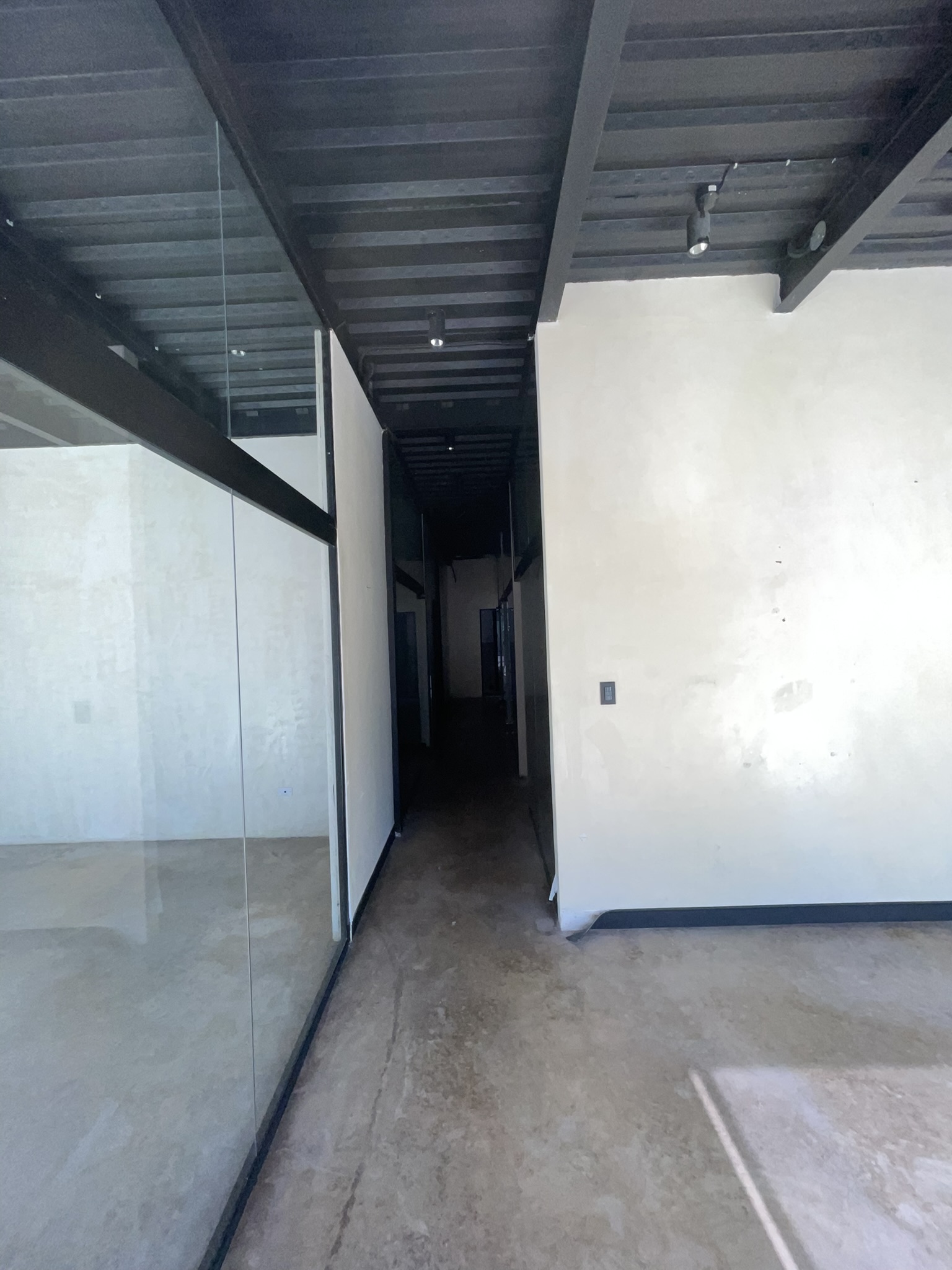oficinas y locales comerciales - Nave Industrial en Bávaro, Punta Cana Ideal para