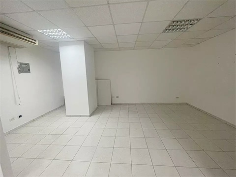 oficinas y locales comerciales - Local para venta en naco  6