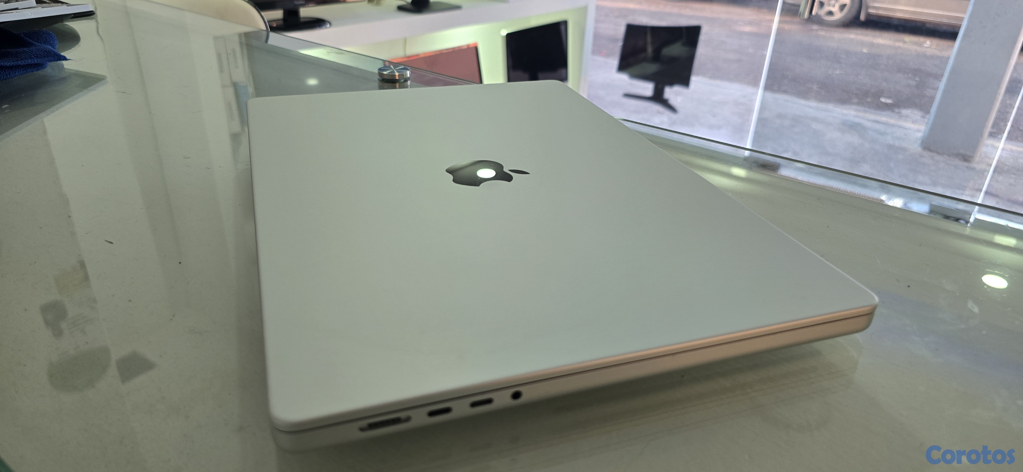 computadoras y laptops - Macbook pro M1 pro 16 Pulg Ram 16gb Disco 1TB SSD año 2021 5