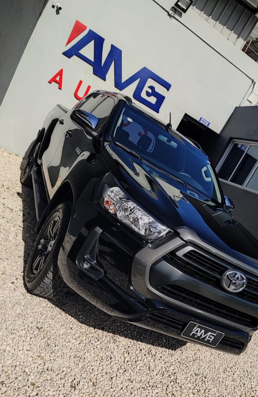 jeepetas y camionetas - Toyota Hillux 2023 1