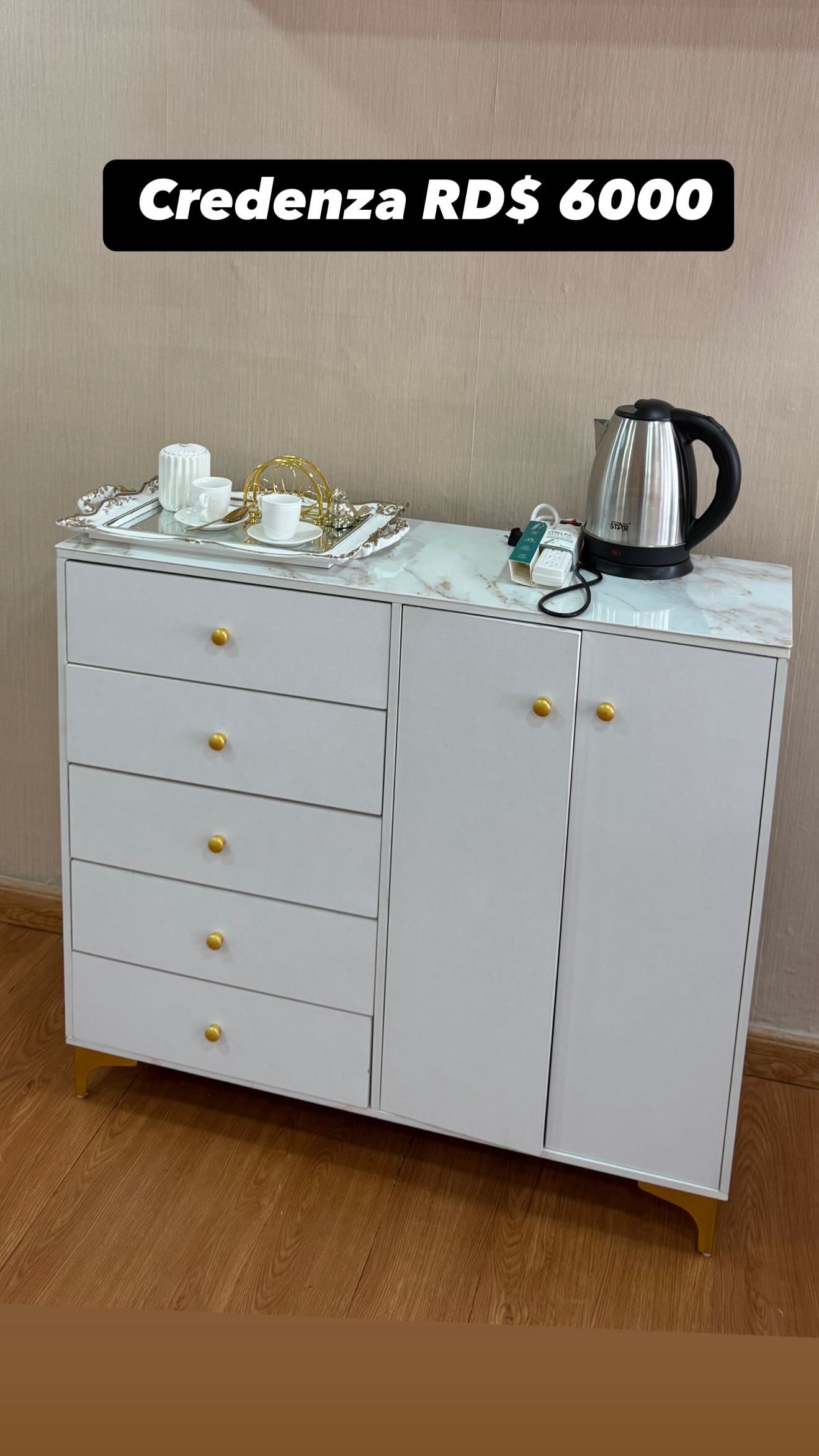 muebles y colchones -  Credenza nueva  0