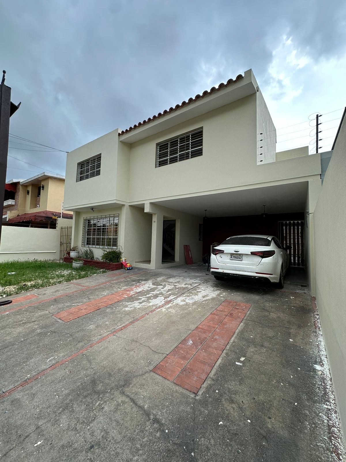 casas - Casa de Alquiler Negocio o Vivienda, Santo Domingo Distrito Nacional  1