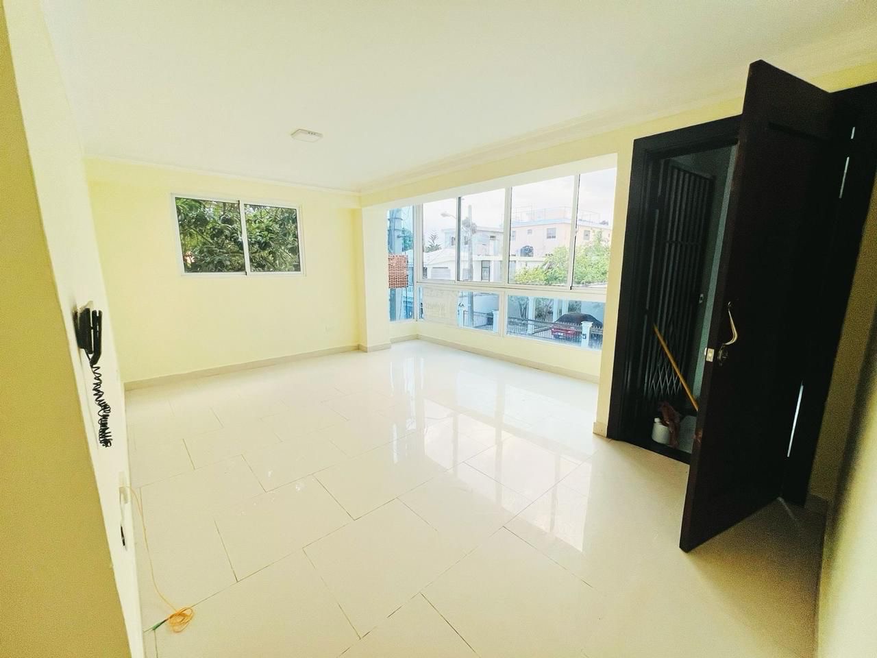 apartamentos - venta de apartamento 2do nivel en la autopista de san Isidro Santo Domingo este  5