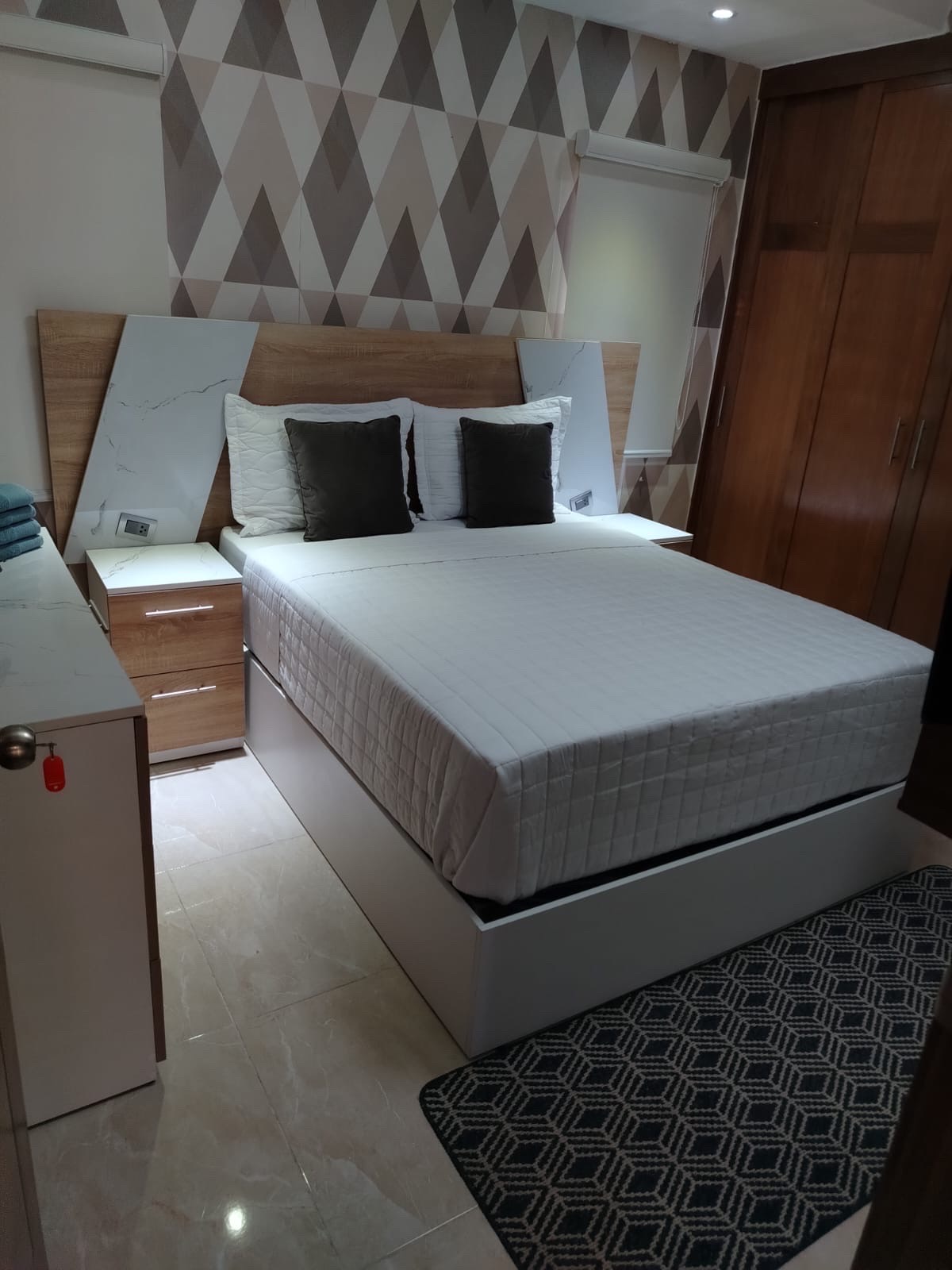 apartamentos - venta de apartamento 2da con terraza en la autopista de san Isidro 2 parque la  7