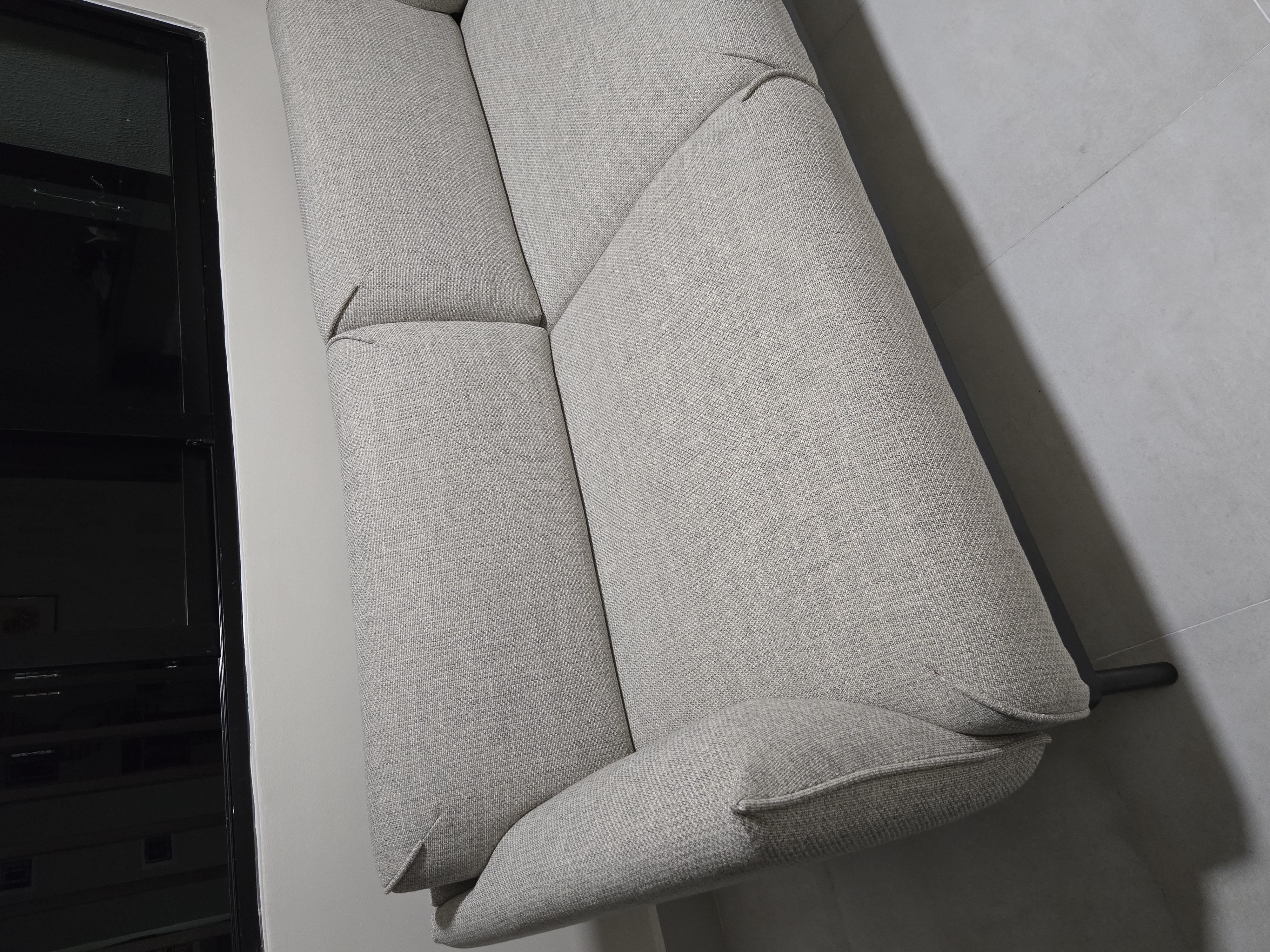 muebles y colchones - Sofa de ikea comprado mitad de junio 2025  0
