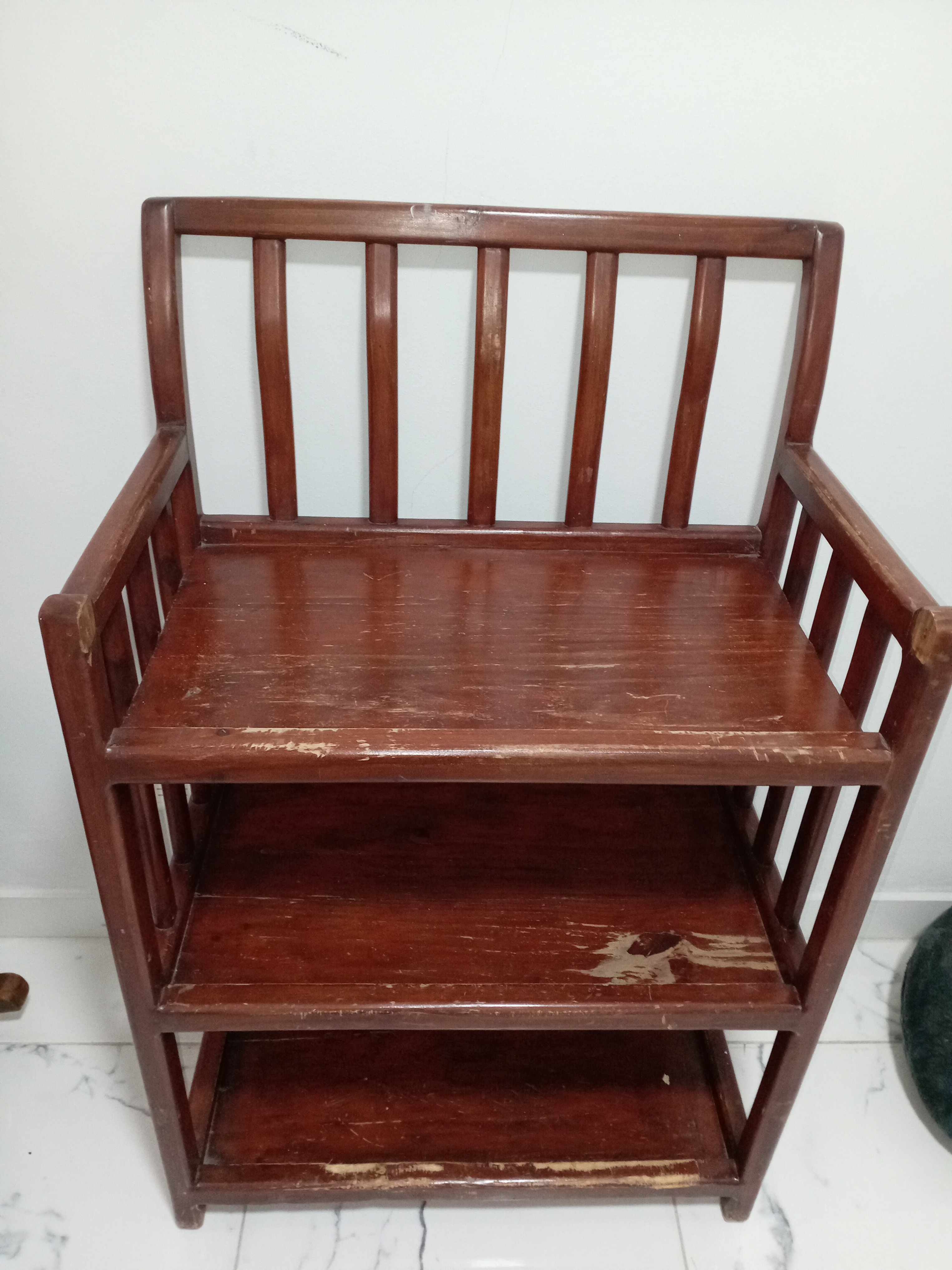 muebles - Cambiador de kilo en caoba 1