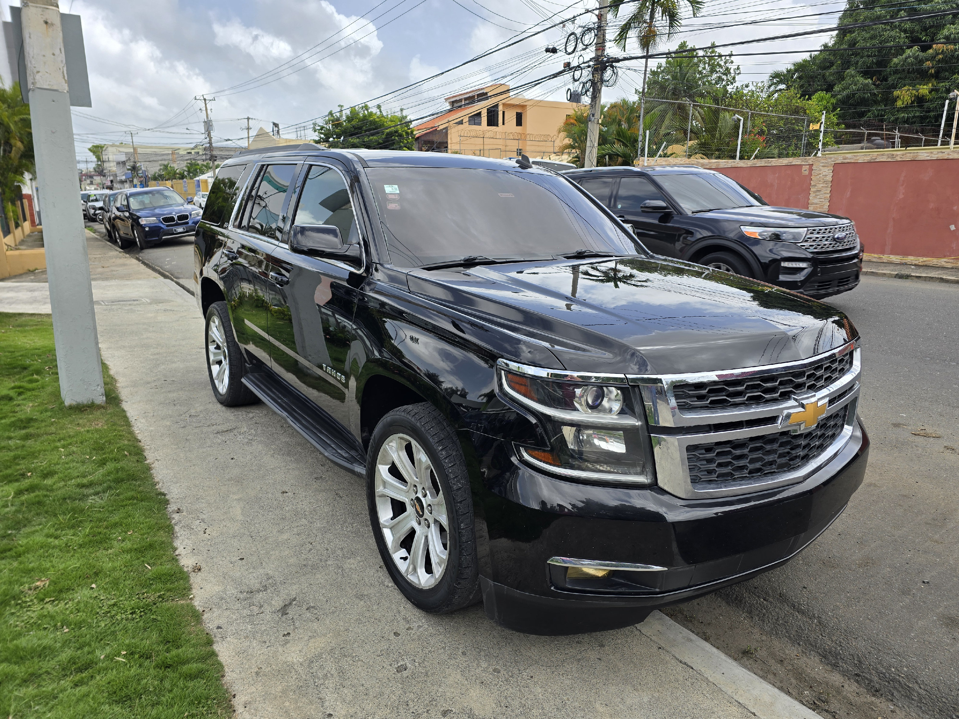 jeepetas y camionetas - Chevrolet Tahoe 2016 0