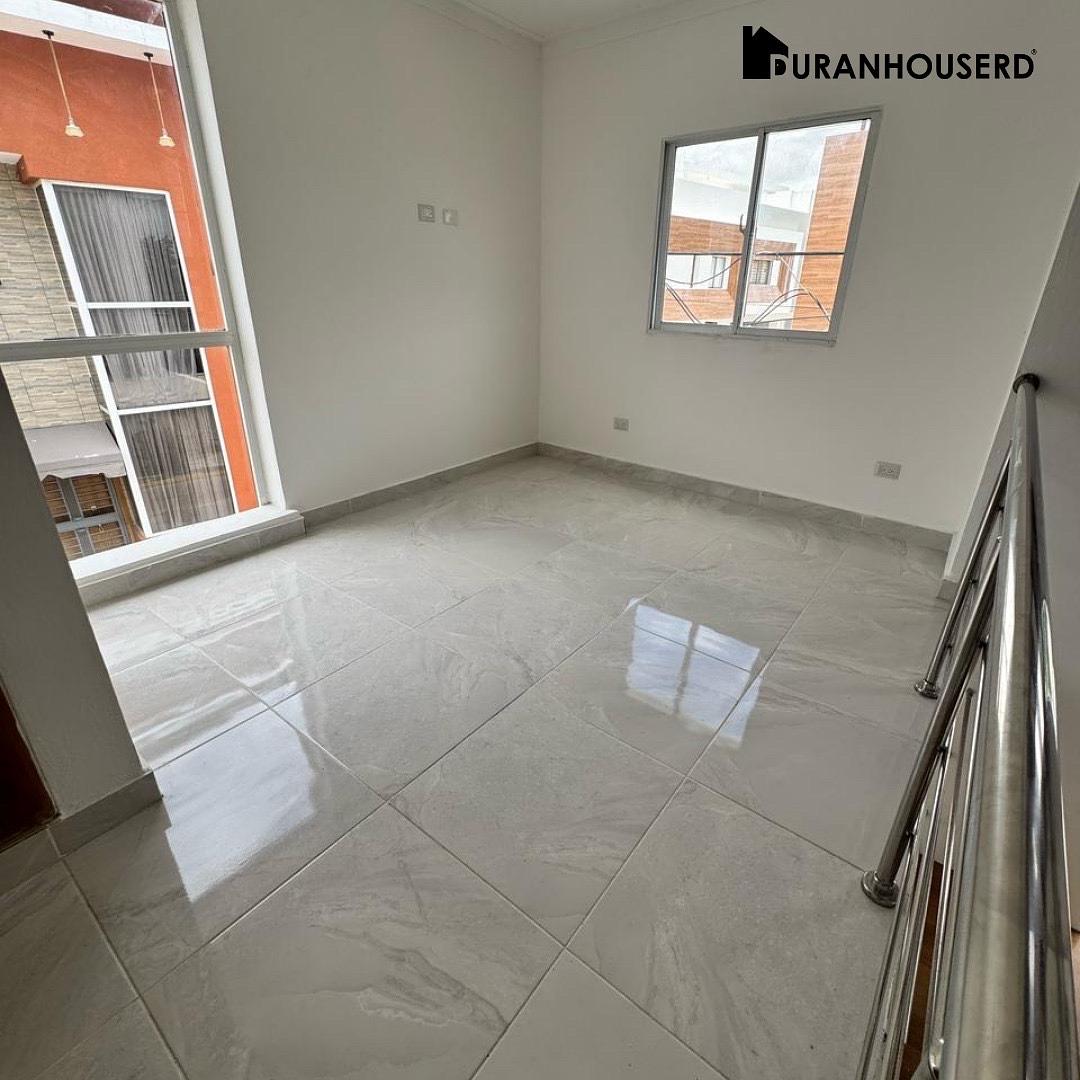 casas - venta de casa lista en la autopista de san Isidro proyecto cerrado  1