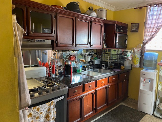 casas - Vendo Casa en Urb. Arroyo Manzano, Distrito Nacional 9