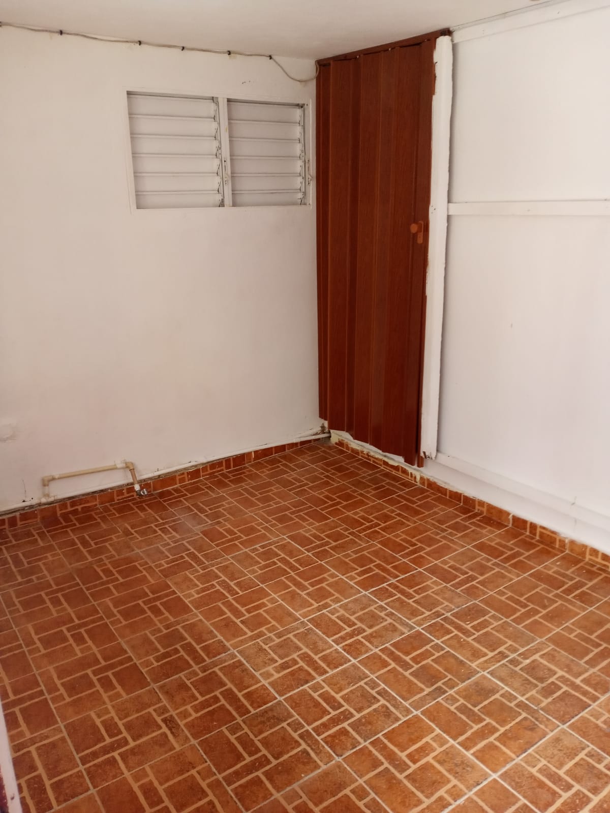 otros inmuebles - SE ALQUILA UN LOCAL COMERCIAL 2