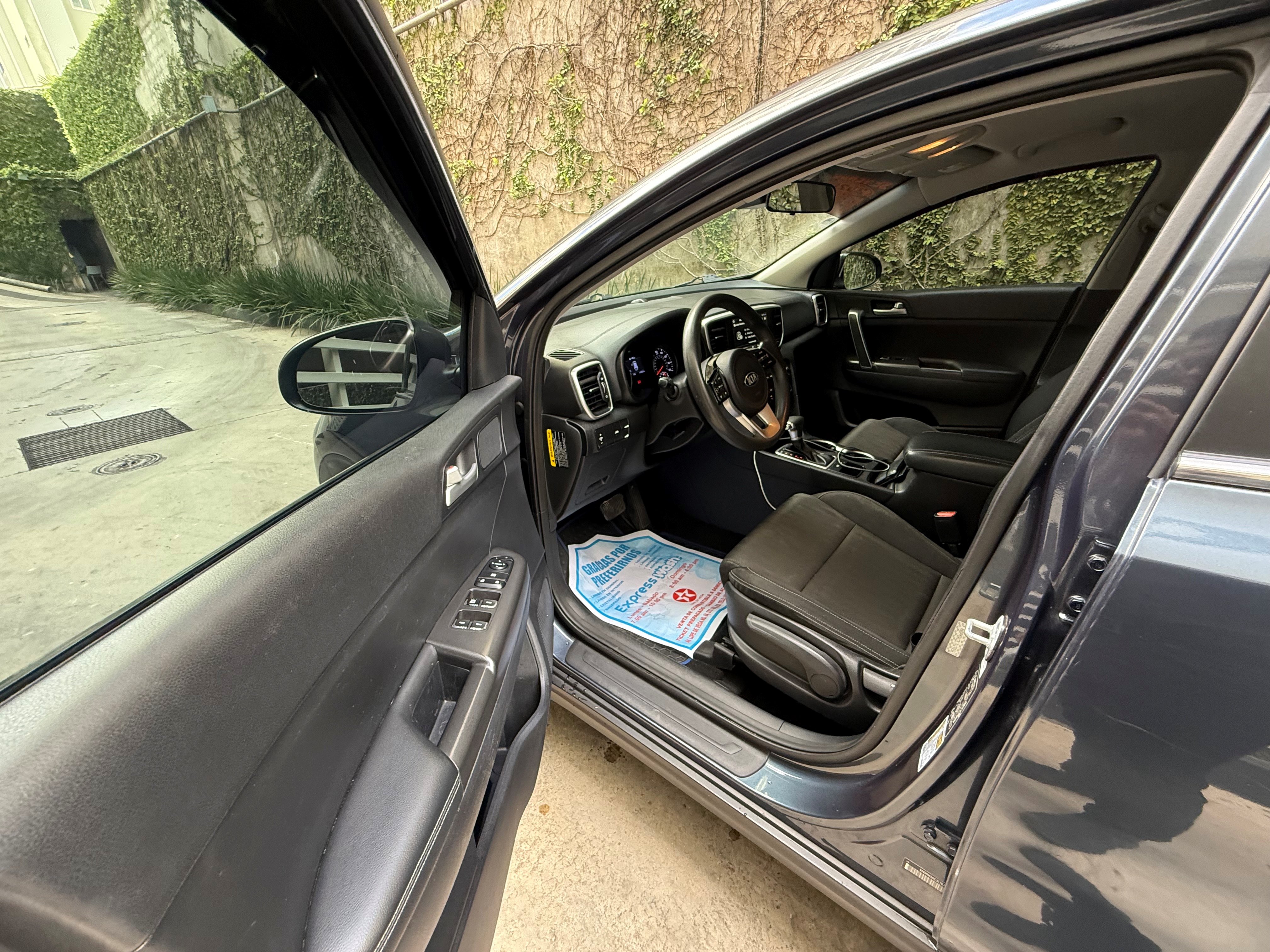 jeepetas y camionetas - Kia Sportage Lx 2020 Clean Carfax!!! 6